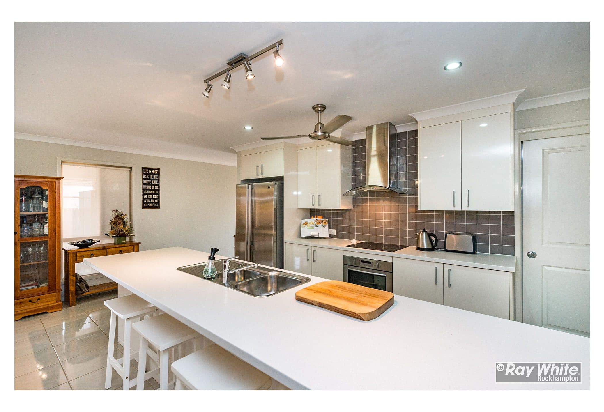 18 Reddy Drive, Norman Gardens QLD 4701, Norman Gardens - Thumbnail 7