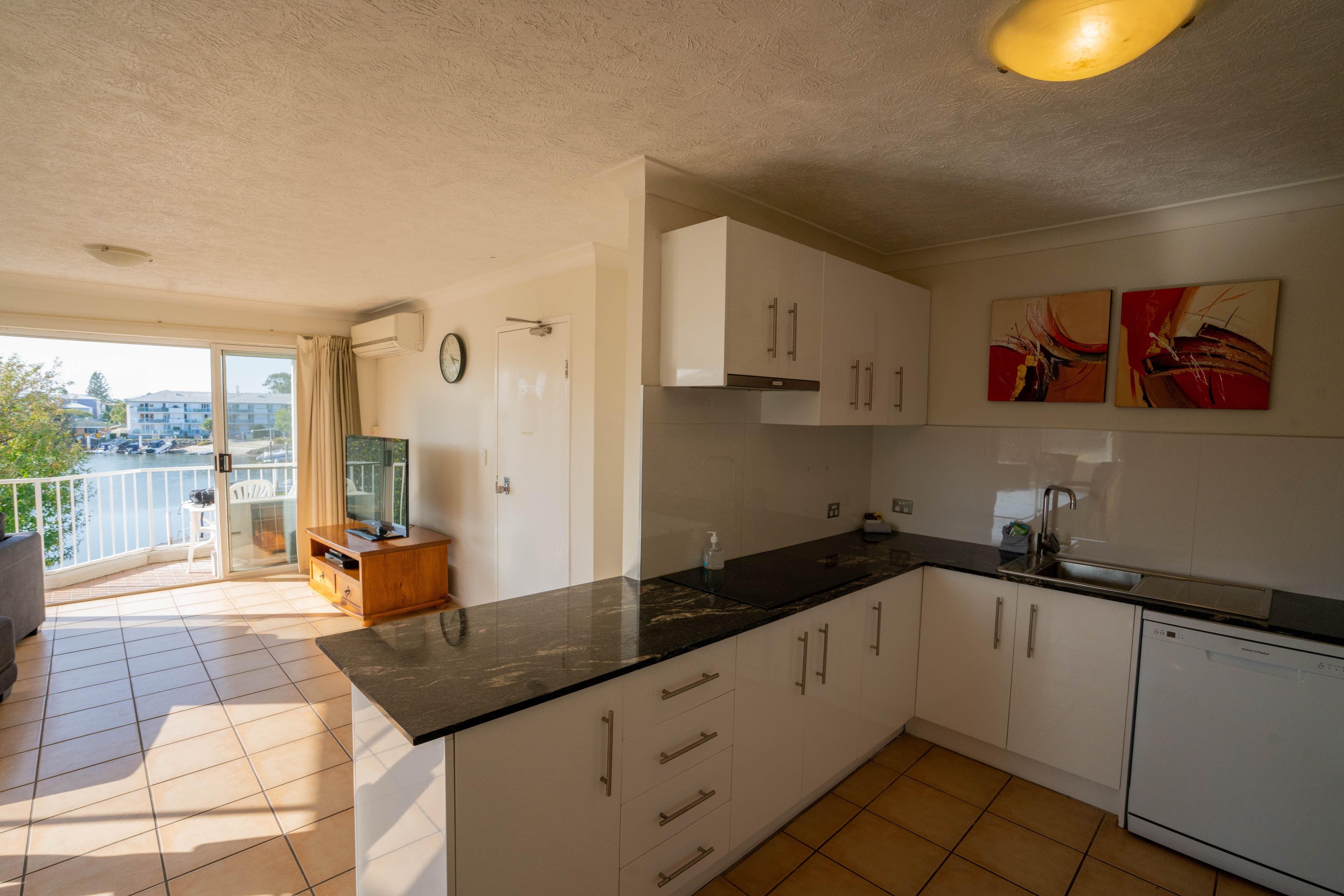 6 Back Street, Biggera Waters QLD 4216, Biggera Waters - Thumbnail 2