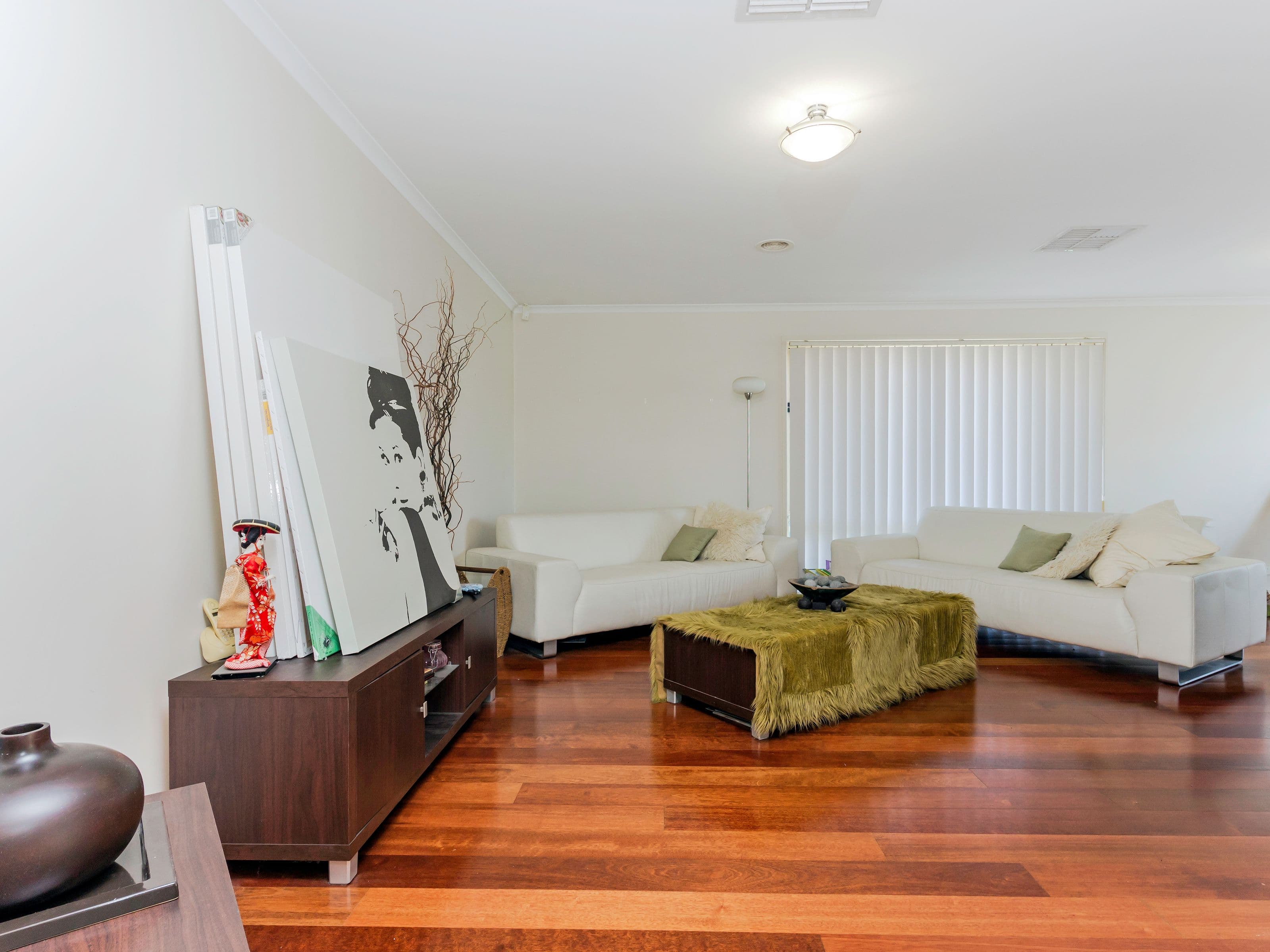 3 Flemming Avenue, Burnside VIC 3023, Burnside - Thumbnail 3