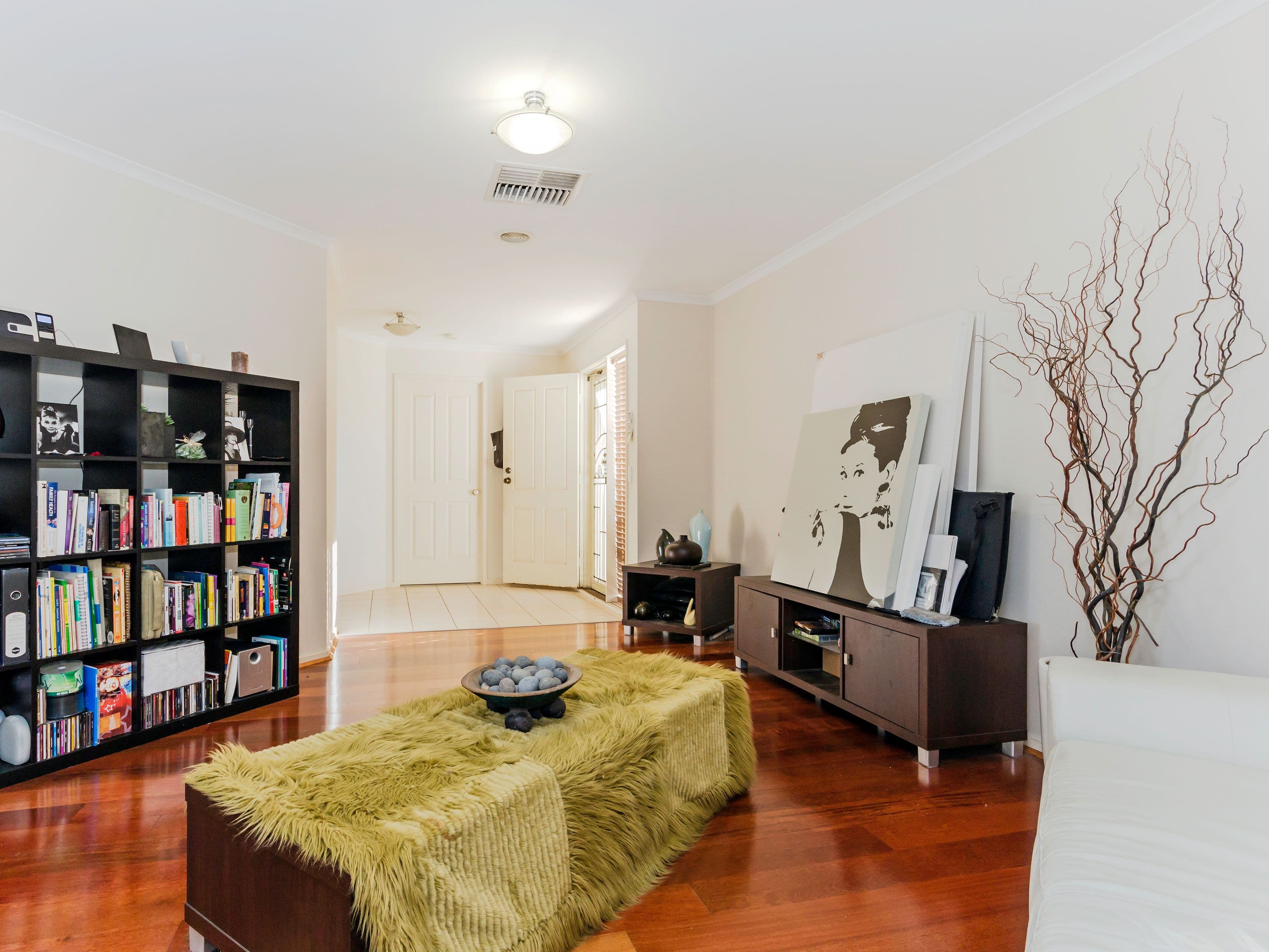 3 Flemming Avenue, Burnside VIC 3023, Burnside - Thumbnail 4