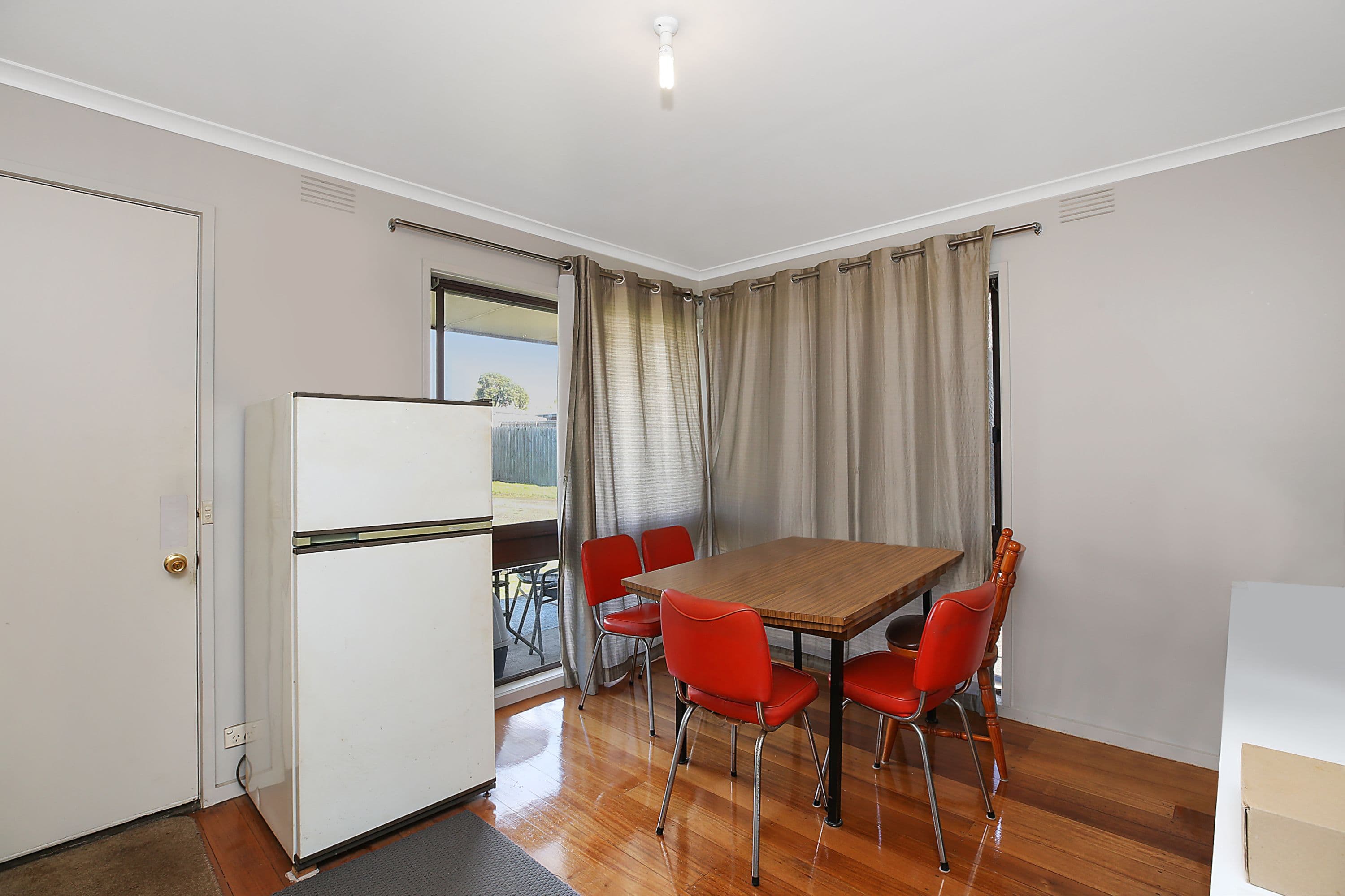 9 Gunner Street, Camperdown VIC 3260, Camperdown - Thumbnail 3