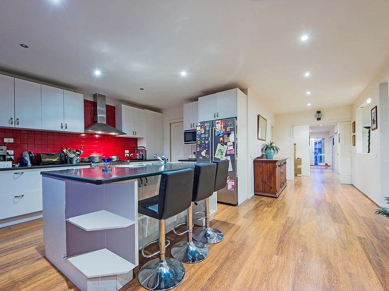 16 Lamb Grove, HOPPERS CROSSING VIC 3029, Hoppers Crossing - Thumbnail 2