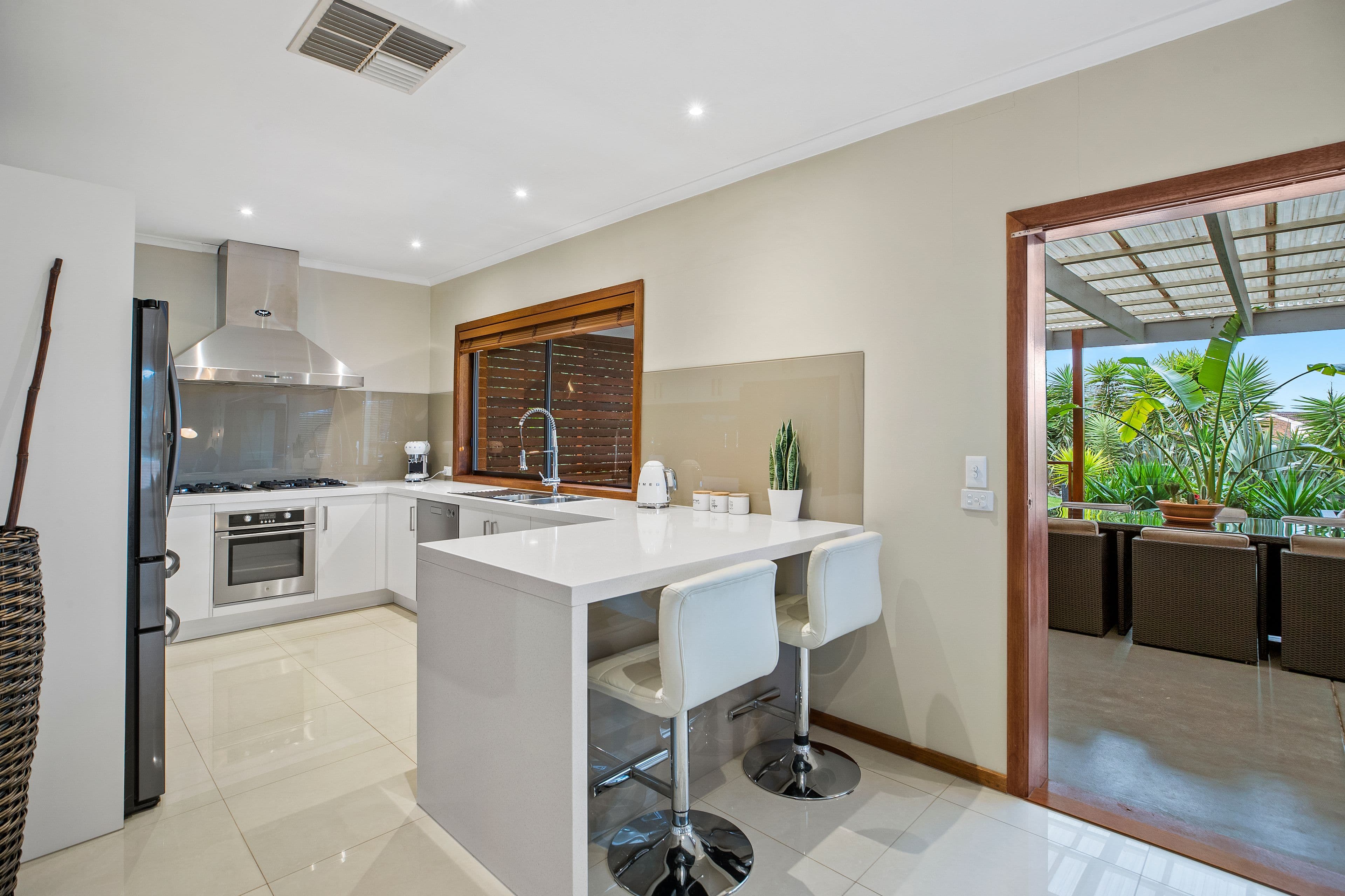 6 Chevalier Crescent, Mooroolbark VIC 3138, Mooroolbark - Thumbnail 4