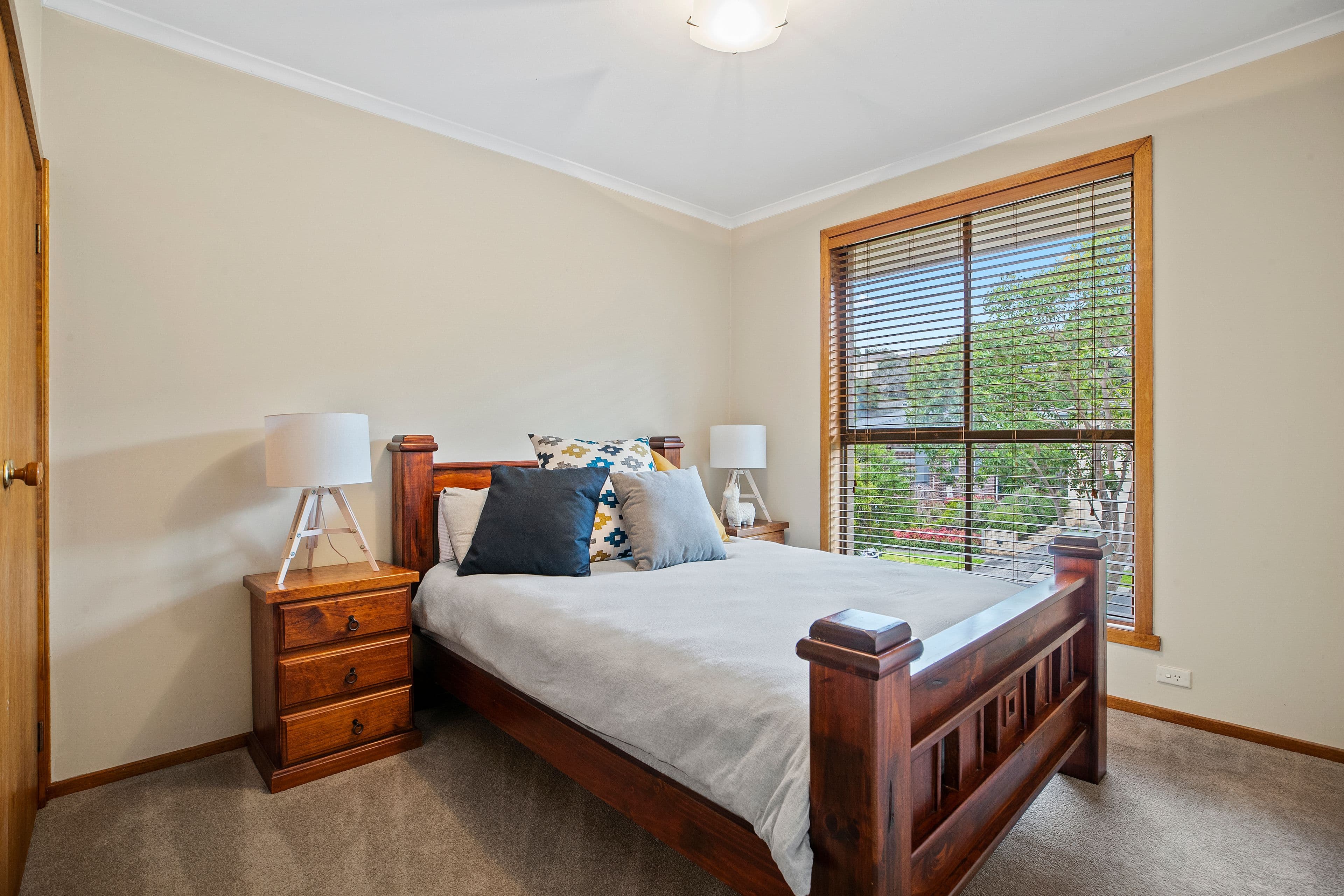 6 Chevalier Crescent, Mooroolbark VIC 3138, Mooroolbark - Thumbnail 8