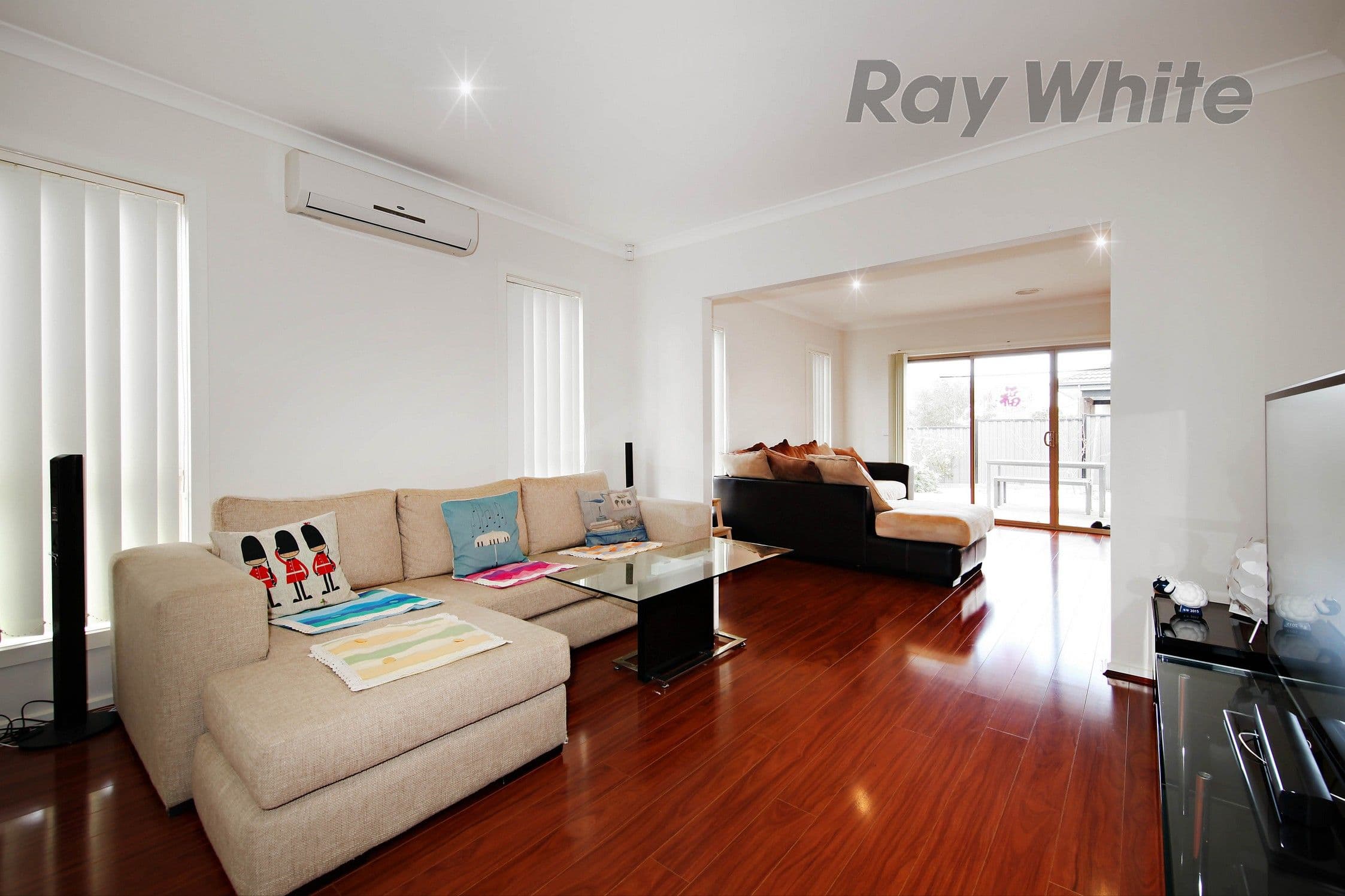 28 Regal Road, Point Cook VIC 3030, Point Cook - Thumbnail 5