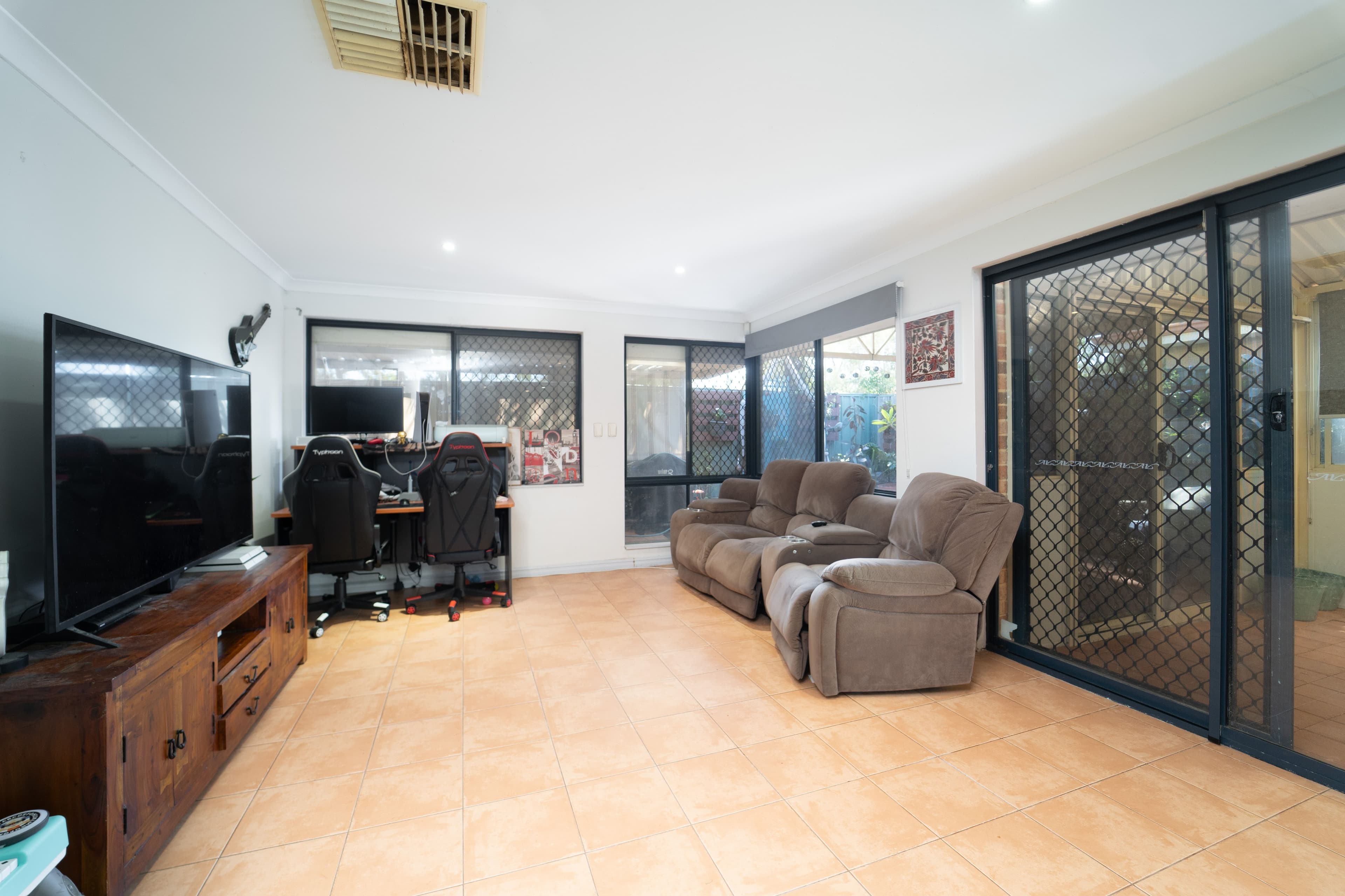 1 Brumby Avenue, Henley Brook WA 6055, Henley Brook - Thumbnail 4
