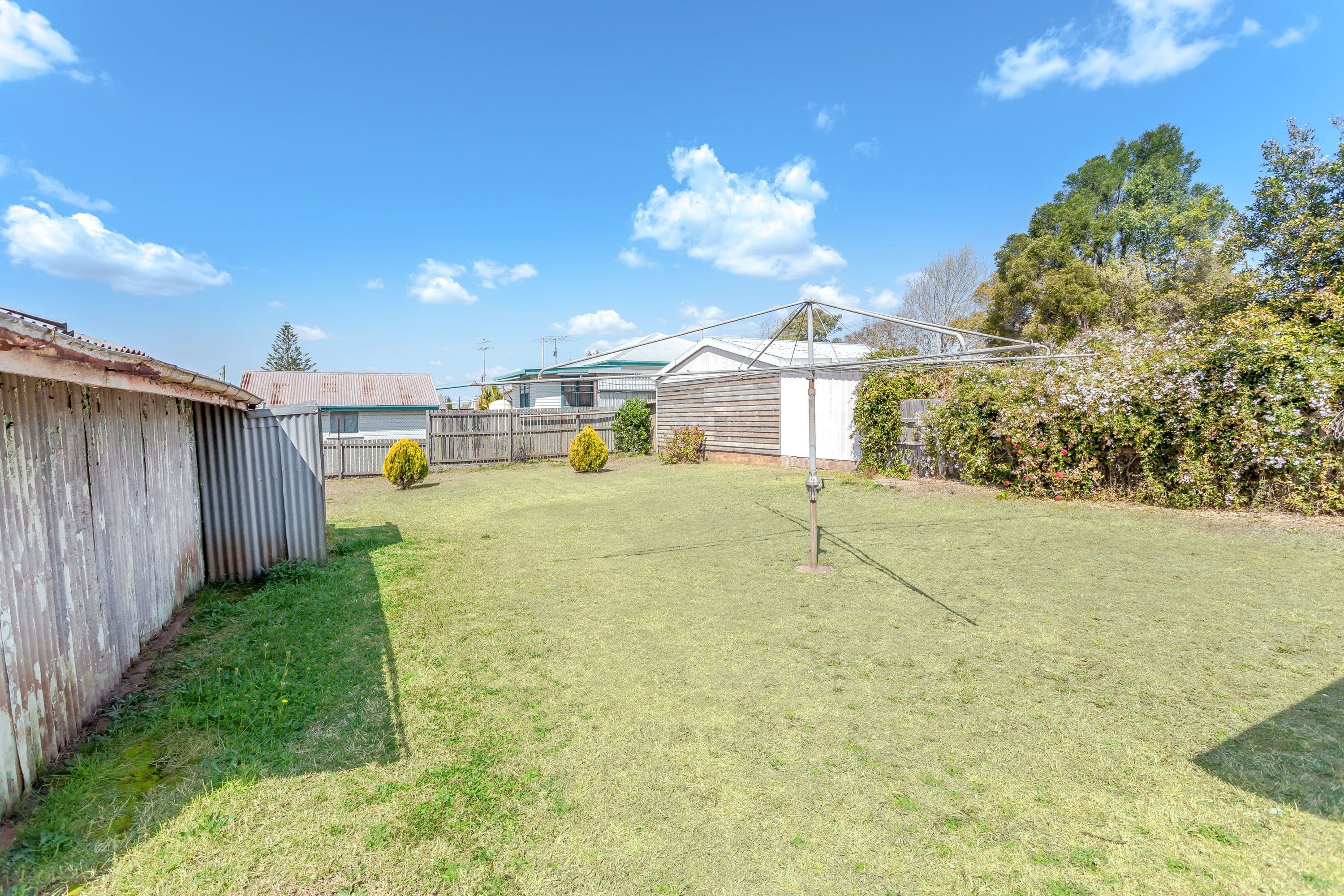 12 Fourth Avenue, Harristown QLD 4350, Harristown - Thumbnail 5