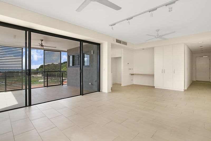 19 Kitchener Drive, DARWIN NT 0800, Darwin City - Thumbnail 3