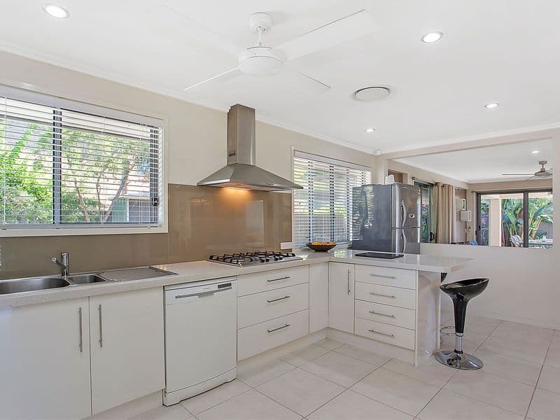 191 Mallawa Drive, Palm Beach QLD 4221, Palm Beach - Thumbnail 2