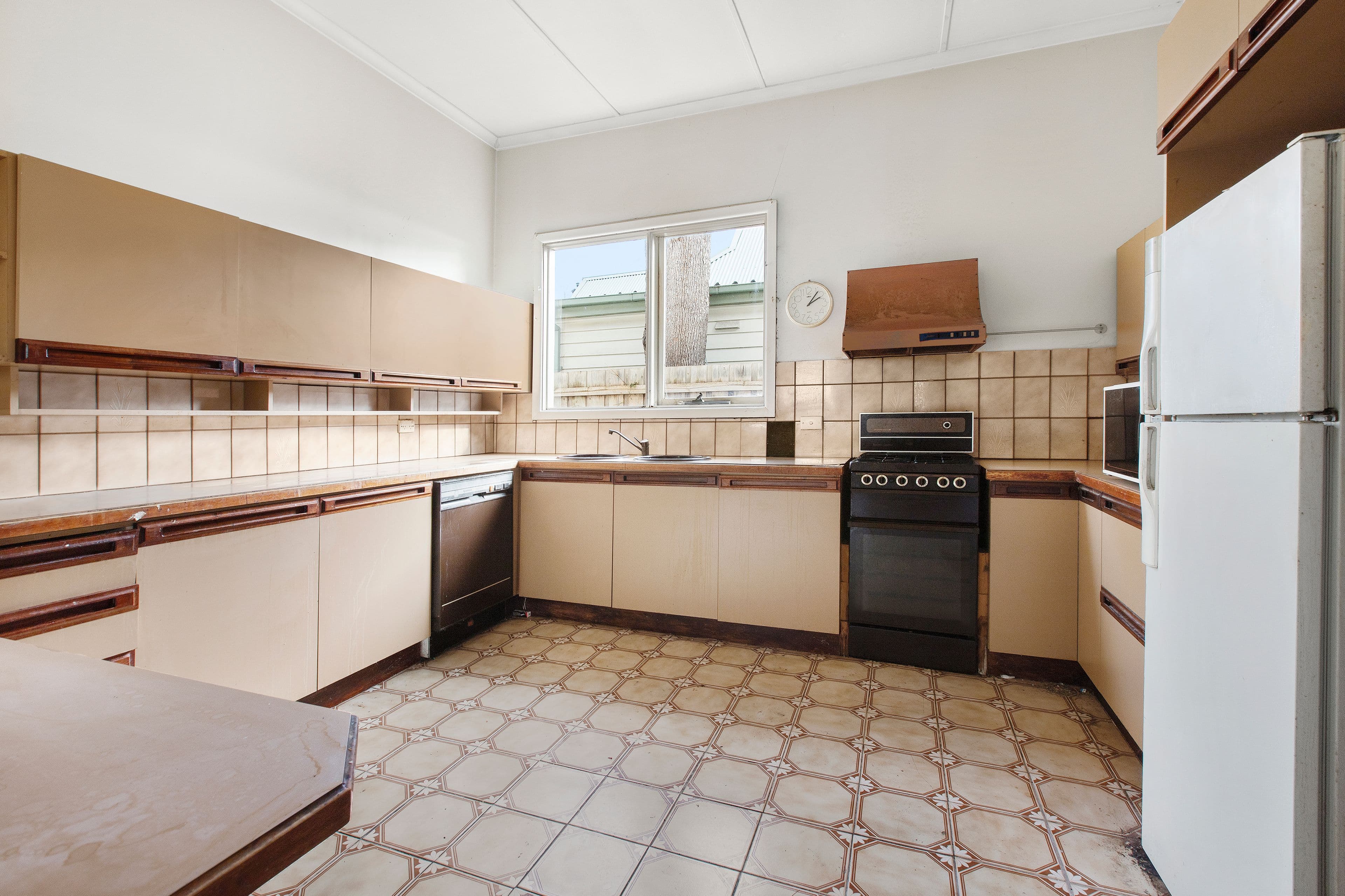 49 Holywood Grove, Carnegie VIC 3163, Carnegie - Thumbnail 4