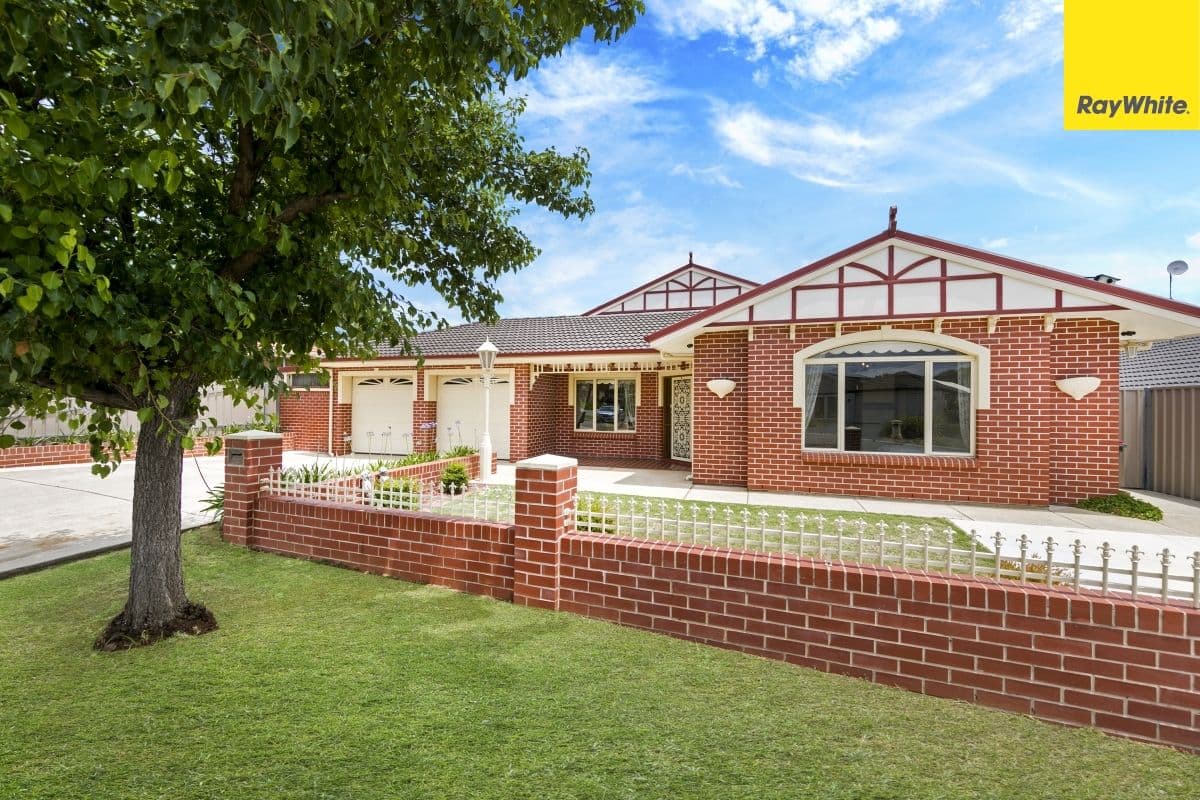 6 Cathy Mews, Craigmore SA 5114, Craigmore - Image 1
