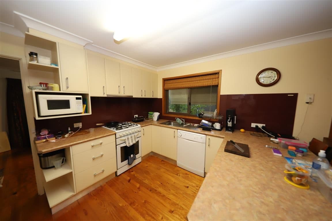 54A Lockhart Street, Adelong NSW 2729, Adelong - Thumbnail 3