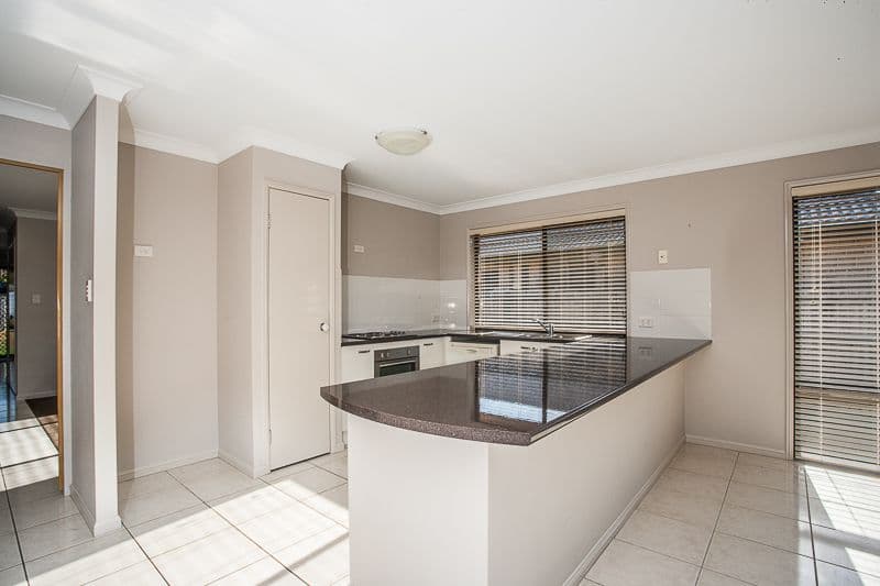55 Shayne Avenue, DECEPTION BAY QLD 4508, Deception Bay - Thumbnail 3
