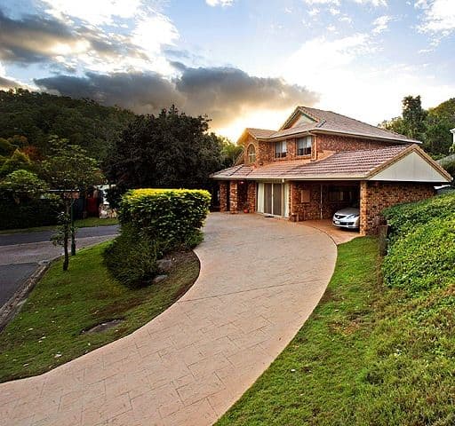 2 Saxonvale Place, THE GAP QLD 4061, The Gap - Thumbnail 2
