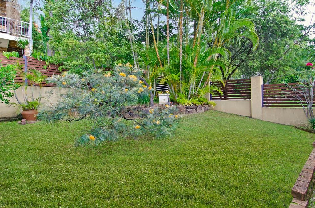 4 Radiata Court, ELANORA QLD 4221, Elanora - Thumbnail 3