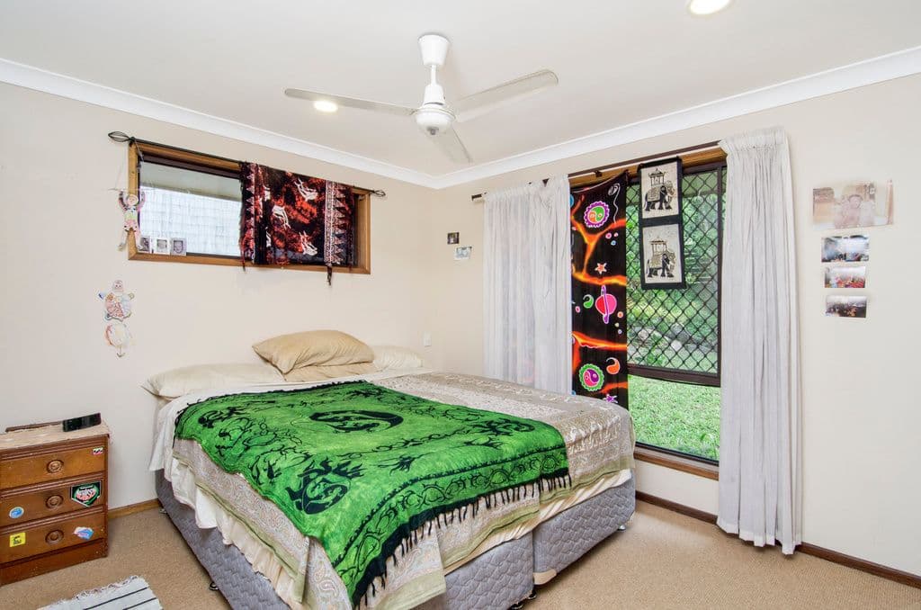 4 Radiata Court, ELANORA QLD 4221, Elanora - Thumbnail 7