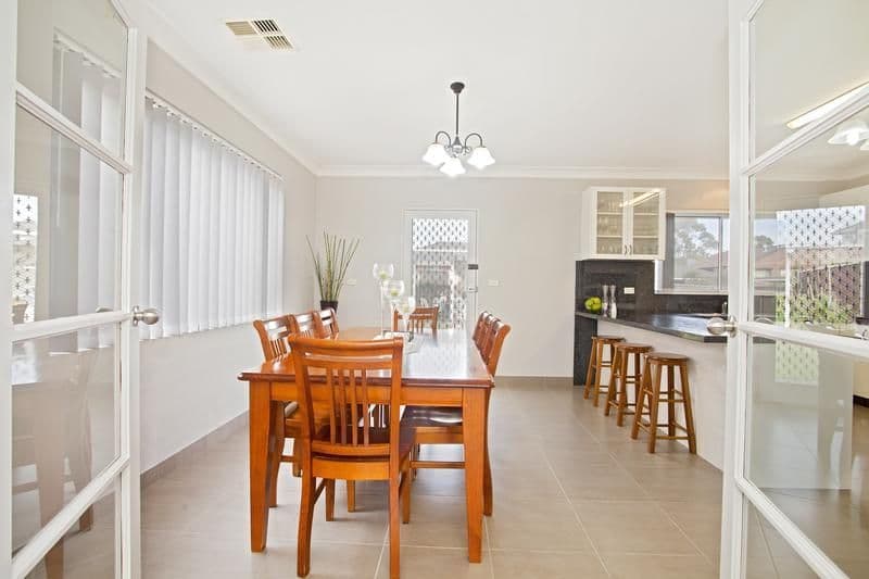 11 Parer Avenue, CONDELL PARK NSW 2200, Condell Park - Thumbnail 4