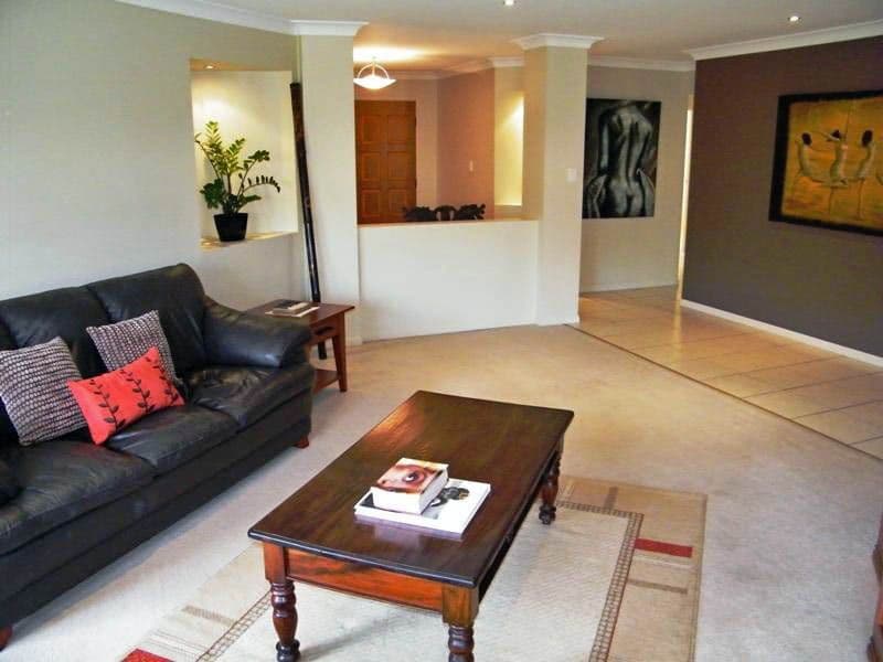 9 Feathertop Crescent, PACIFIC PINES QLD 4211, Pacific Pines - Thumbnail 4