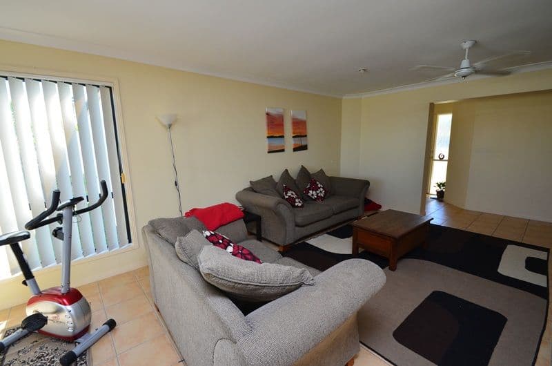 7 Golden Bear Drive, ARUNDEL QLD 4214, Arundel - Thumbnail 5