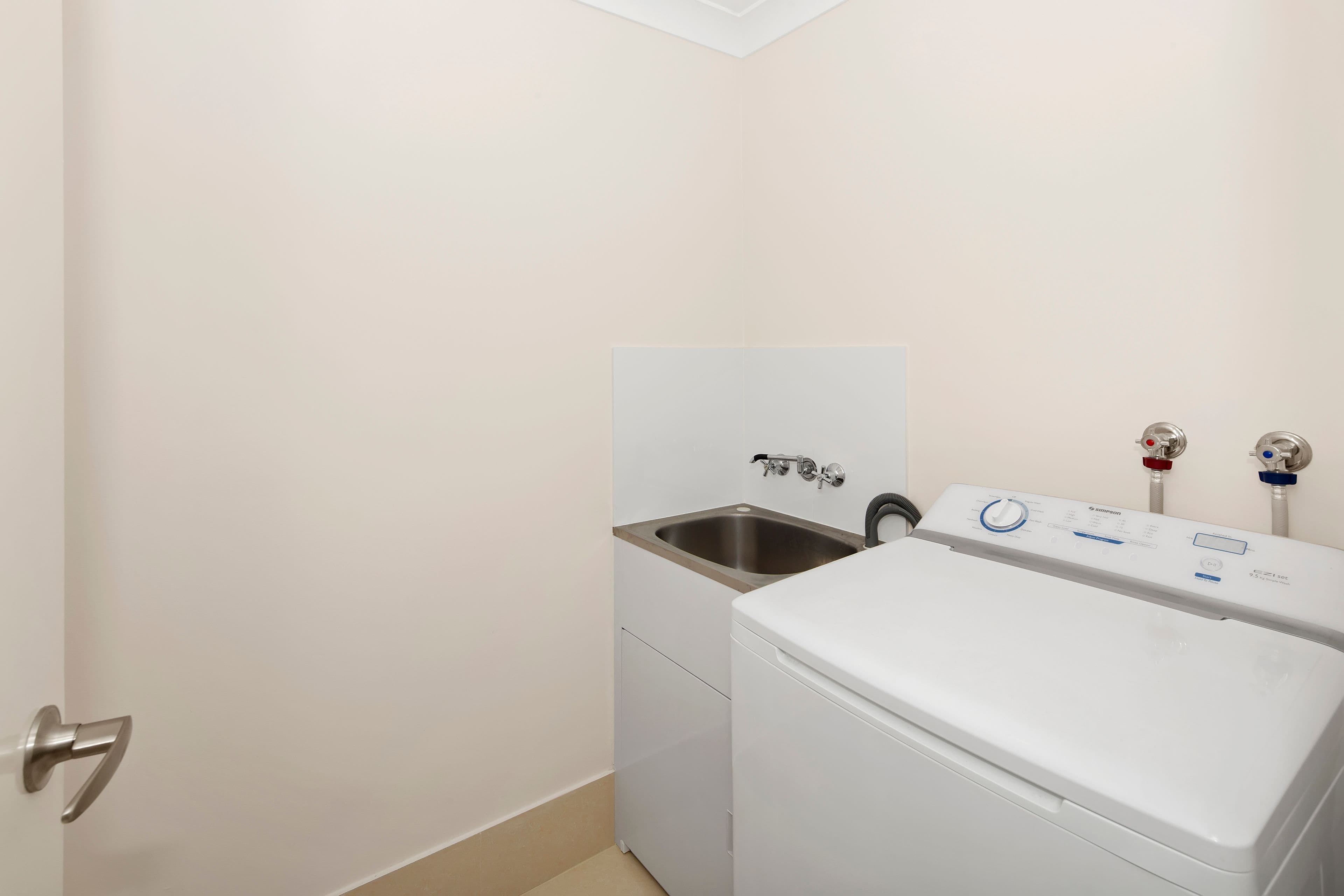 145 Muir Street, Labrador QLD 4215, Labrador - Thumbnail 8