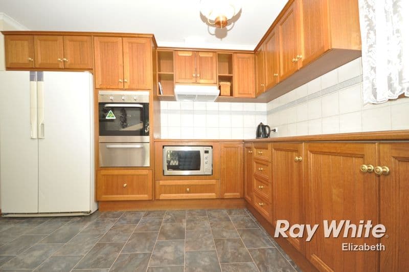 13 Parachilna Court, SMITHFIELD SA 5114, Smithfield - Thumbnail 7