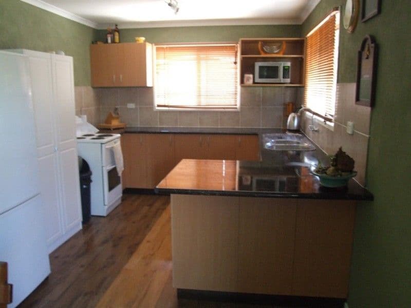 34 Cork Street, DECEPTION BAY QLD 4508, Deception Bay - Thumbnail 4
