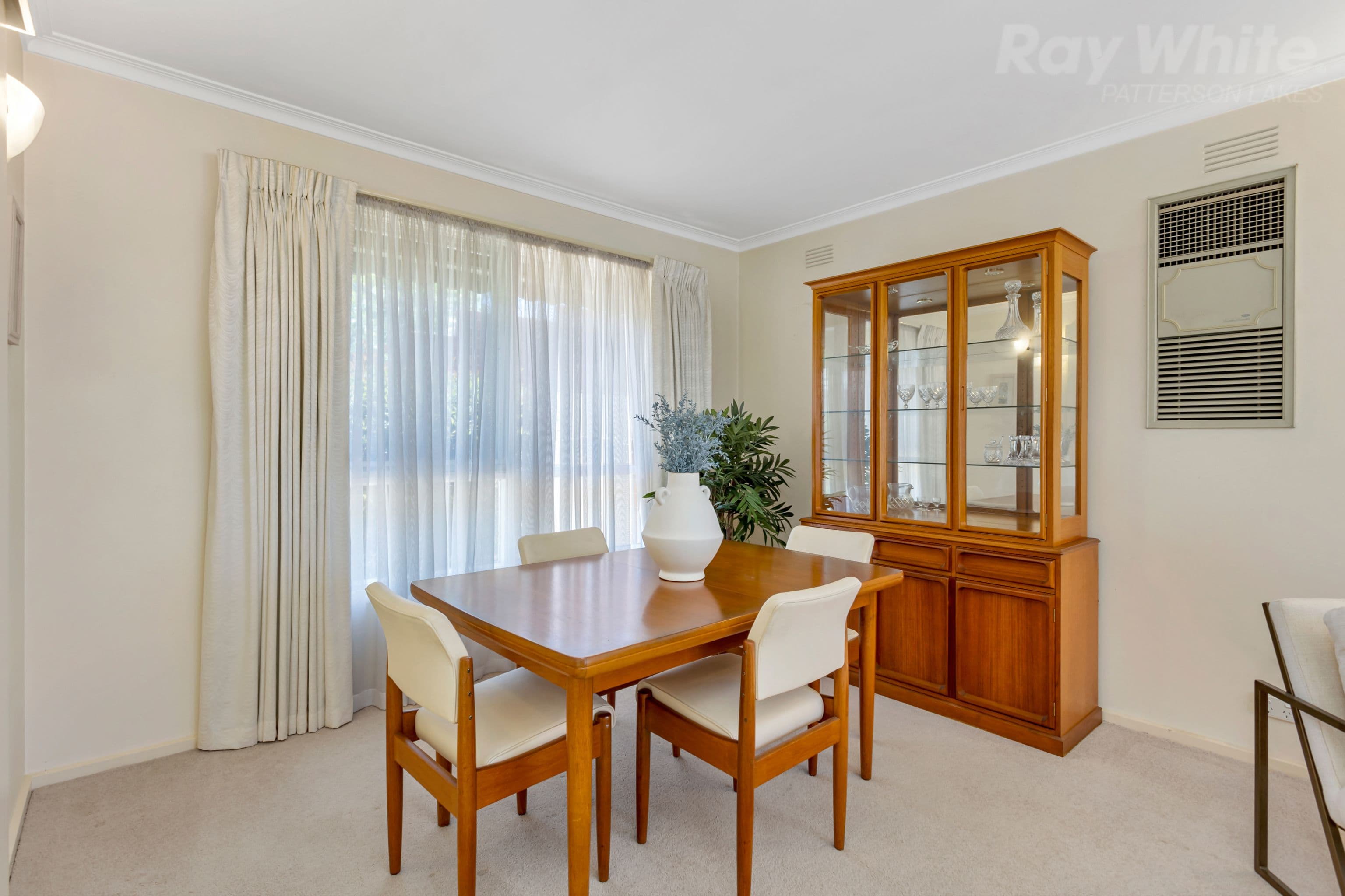 35 Lincoln Drive, Cheltenham VIC 3192, Cheltenham - Thumbnail 4