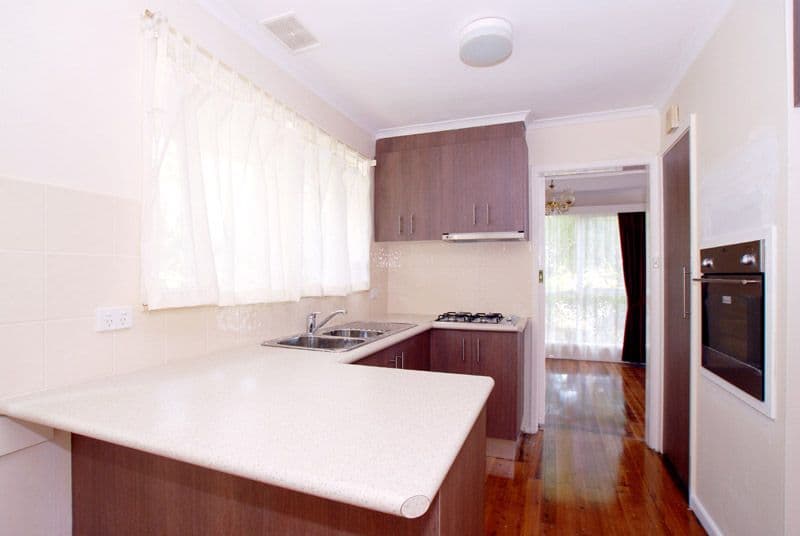 10  Milton Crescent, MULGRAVE VIC 3170, Mulgrave - Thumbnail 3