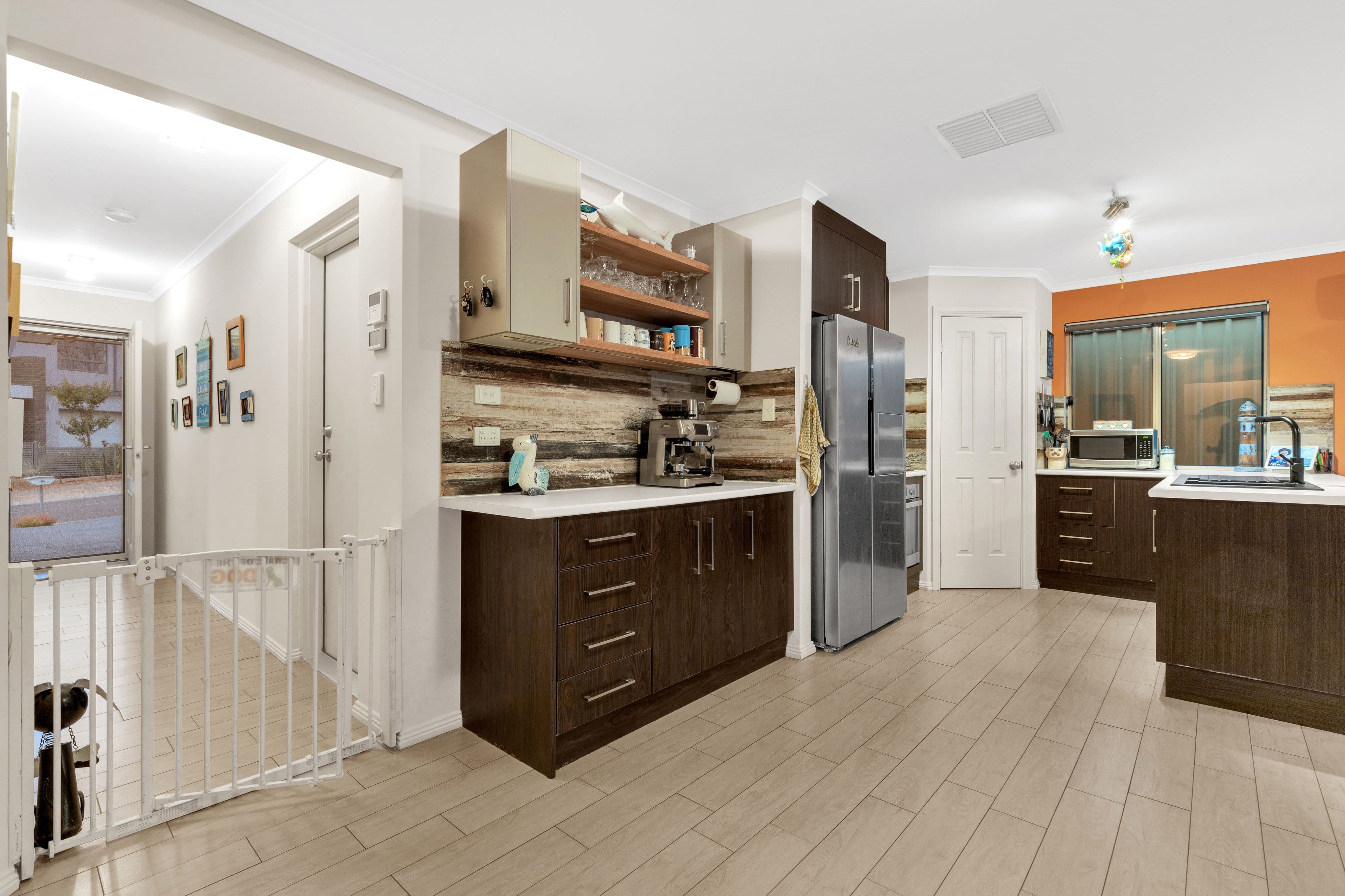 16 Parkview Walk, Elizabeth Park SA 5113, Elizabeth Park - Thumbnail 4