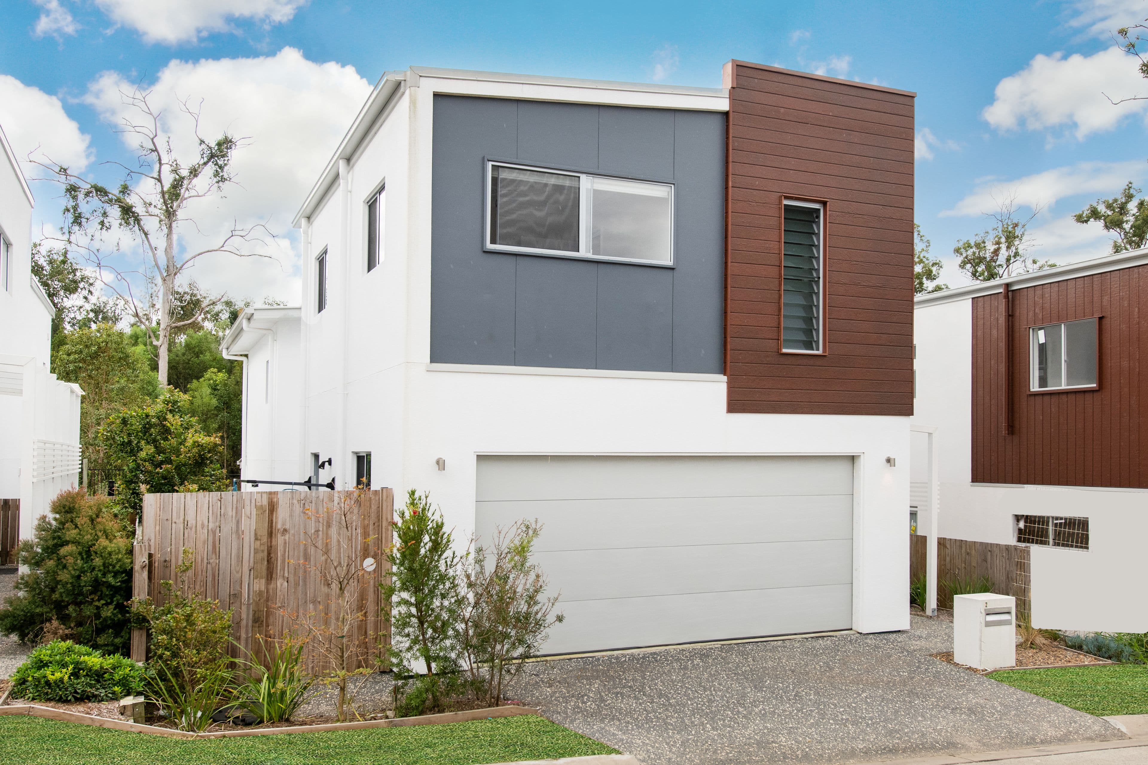 2 Stonewood Circuit, Oxenford QLD 4210, Oxenford - Thumbnail 2