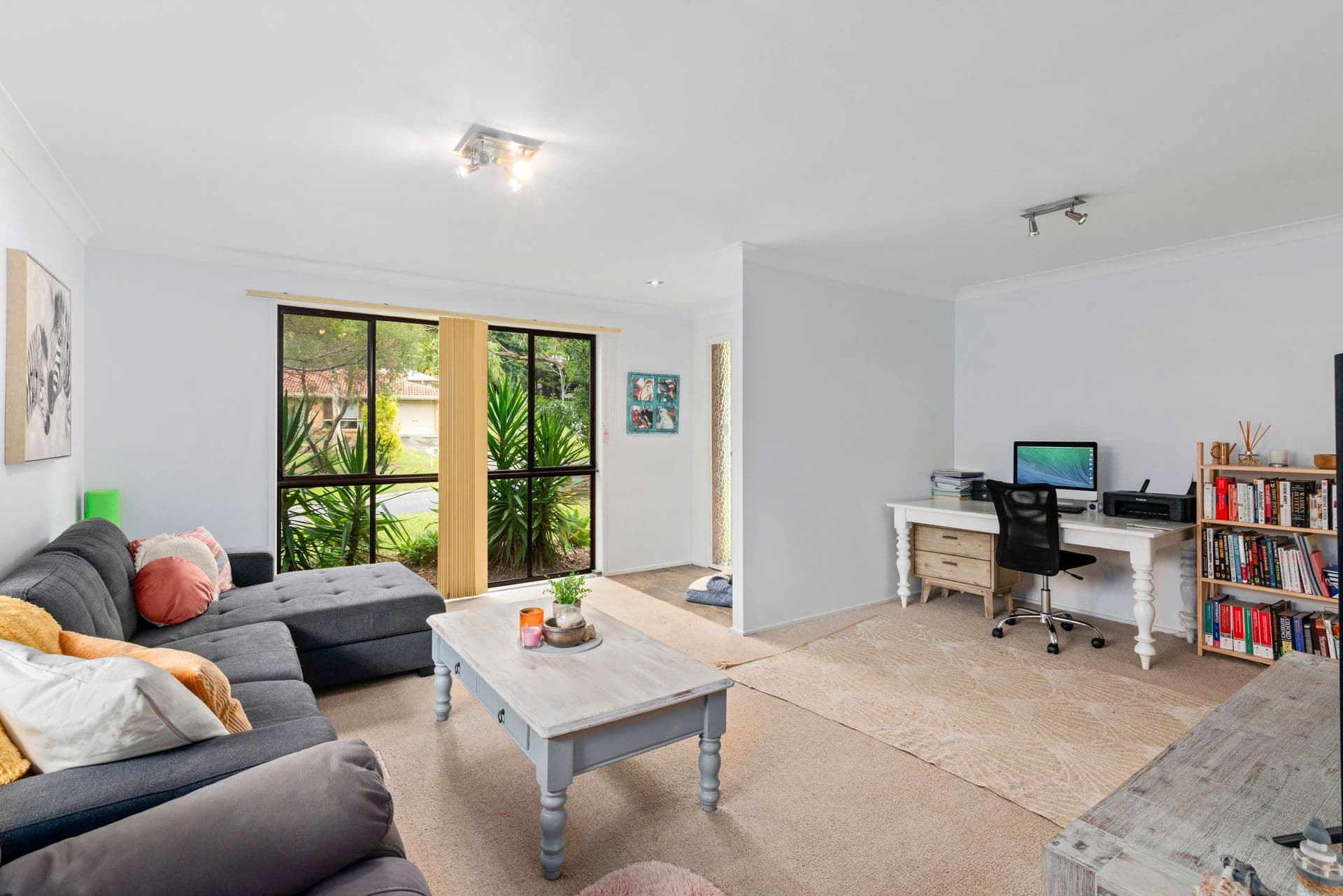 15 Glentrees Grove, Currumbin Waters QLD 4223, Currumbin Waters - Thumbnail 6