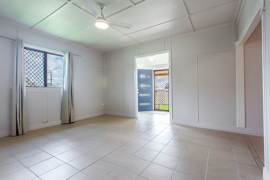 17 Burton Street, Harristown QLD 4350, Harristown - Thumbnail 2