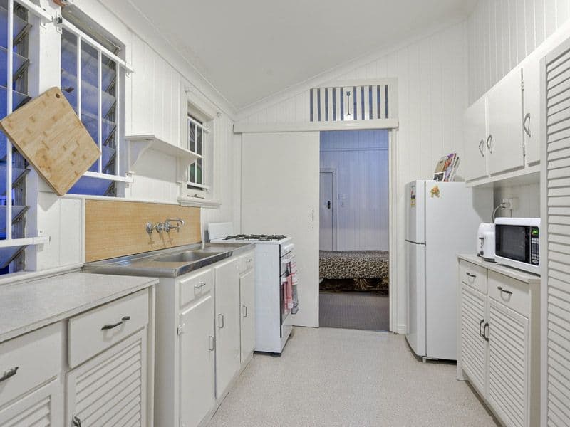 109 VICTORIA Street, WINDSOR QLD 4030, Windsor - Thumbnail 7