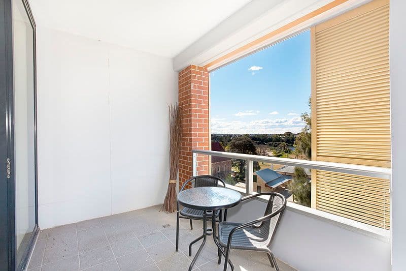 4 Brodie Spark Drive, WOLLI CREEK NSW 2205, Wolli Creek - Thumbnail 6