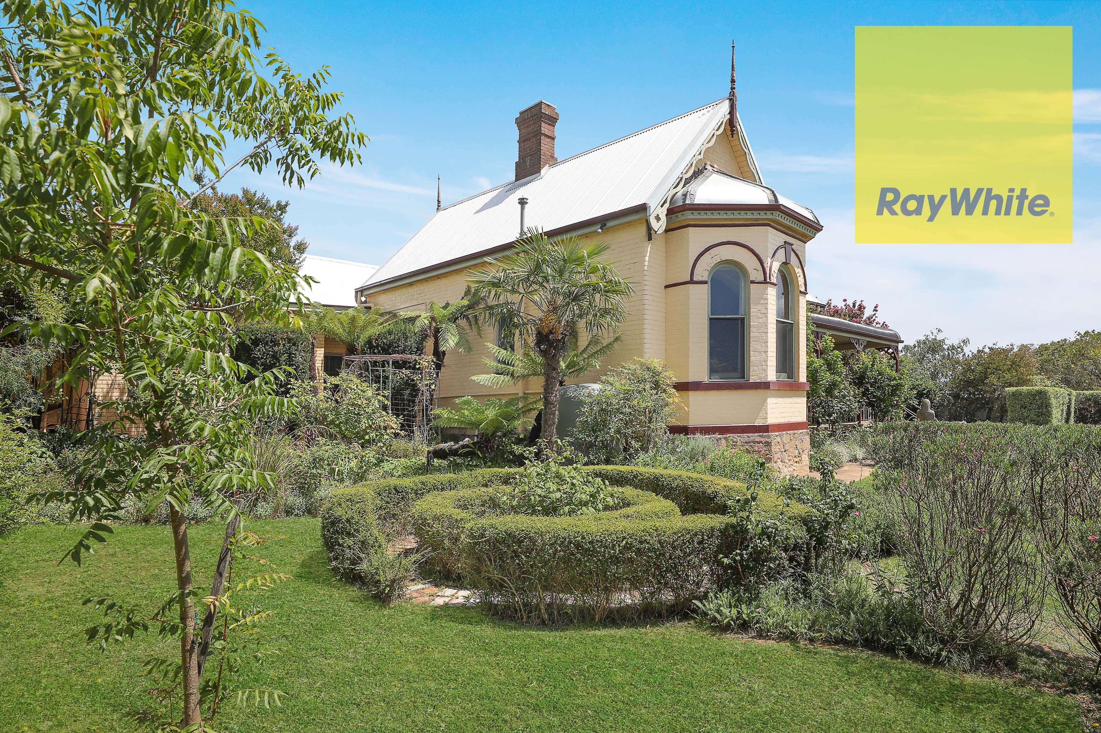 17 Hovell Street, Goulburn NSW 2580, Goulburn - Image 1