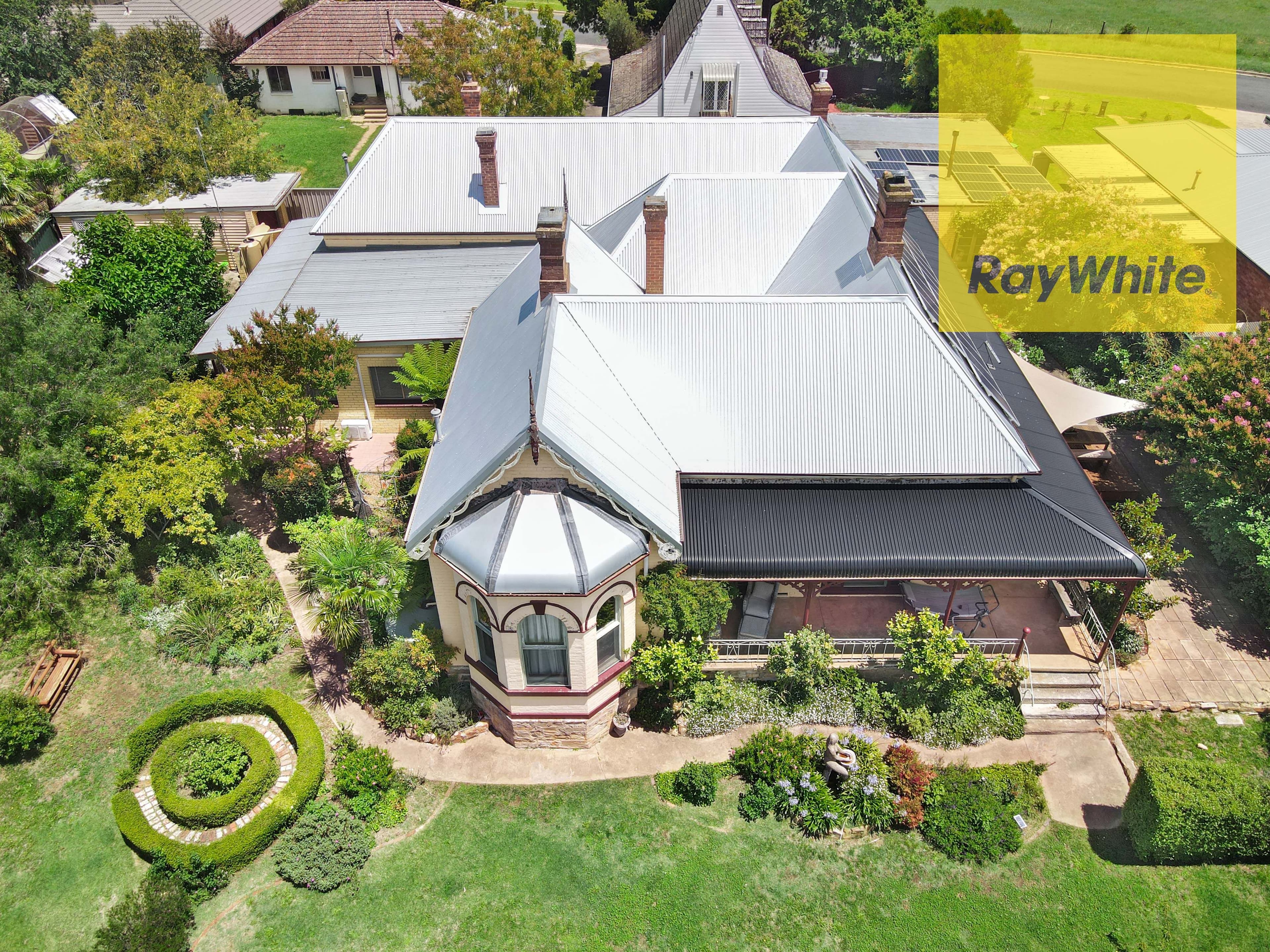 17 Hovell Street, Goulburn NSW 2580, Goulburn - Thumbnail 2