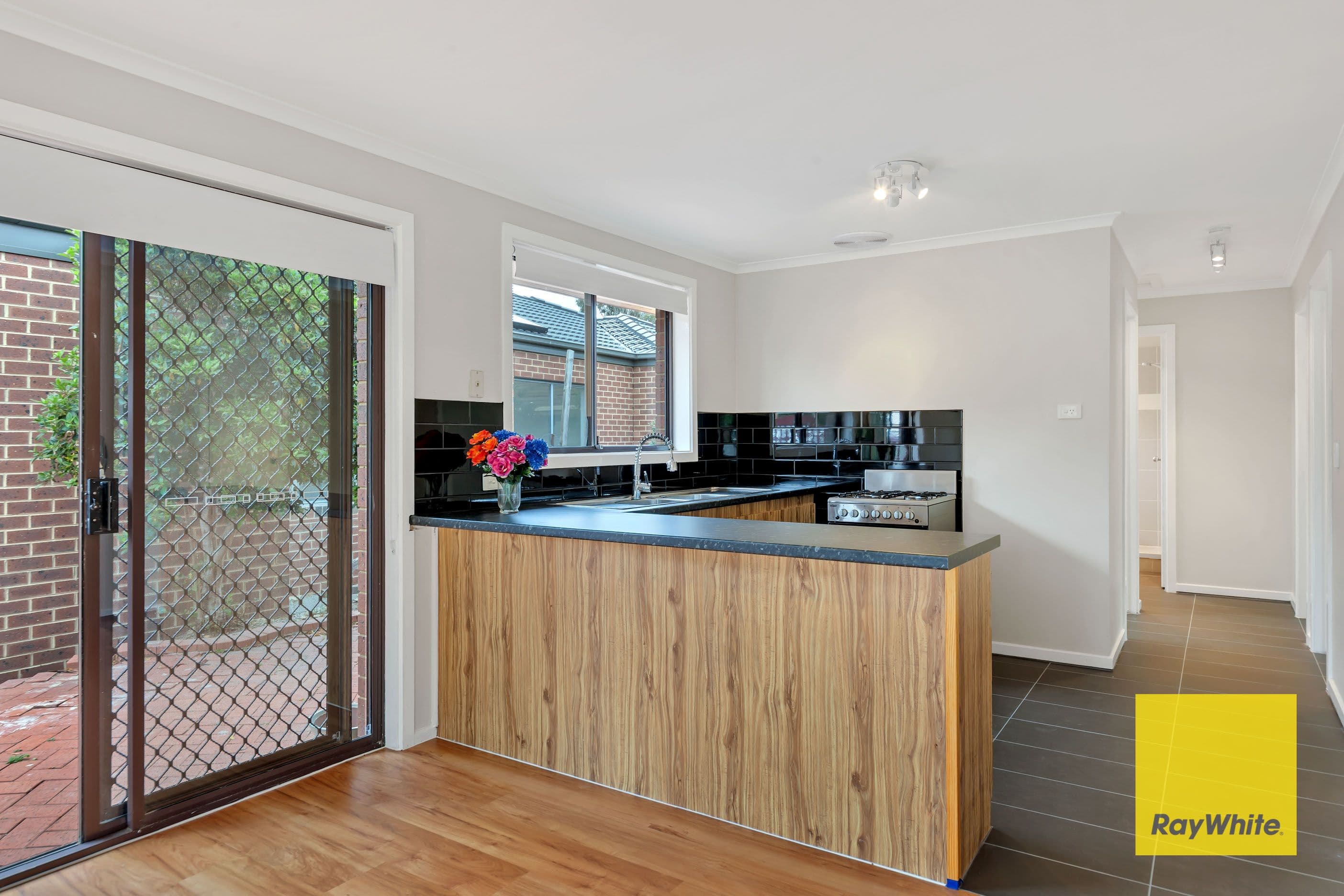 95A Silvereye Crescent, Werribee VIC 3030, Werribee - Thumbnail 4