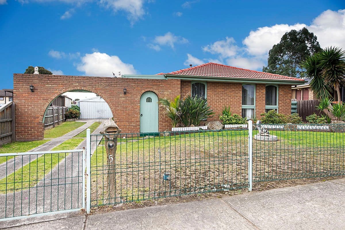 5 Wenden Road, MILL PARK VIC 3082, Mill Park - Image 1