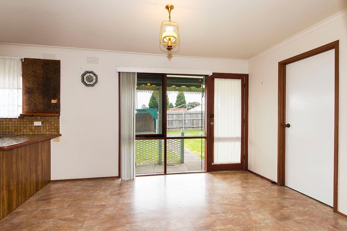 5 Wenden Road, MILL PARK VIC 3082, Mill Park - Thumbnail 3