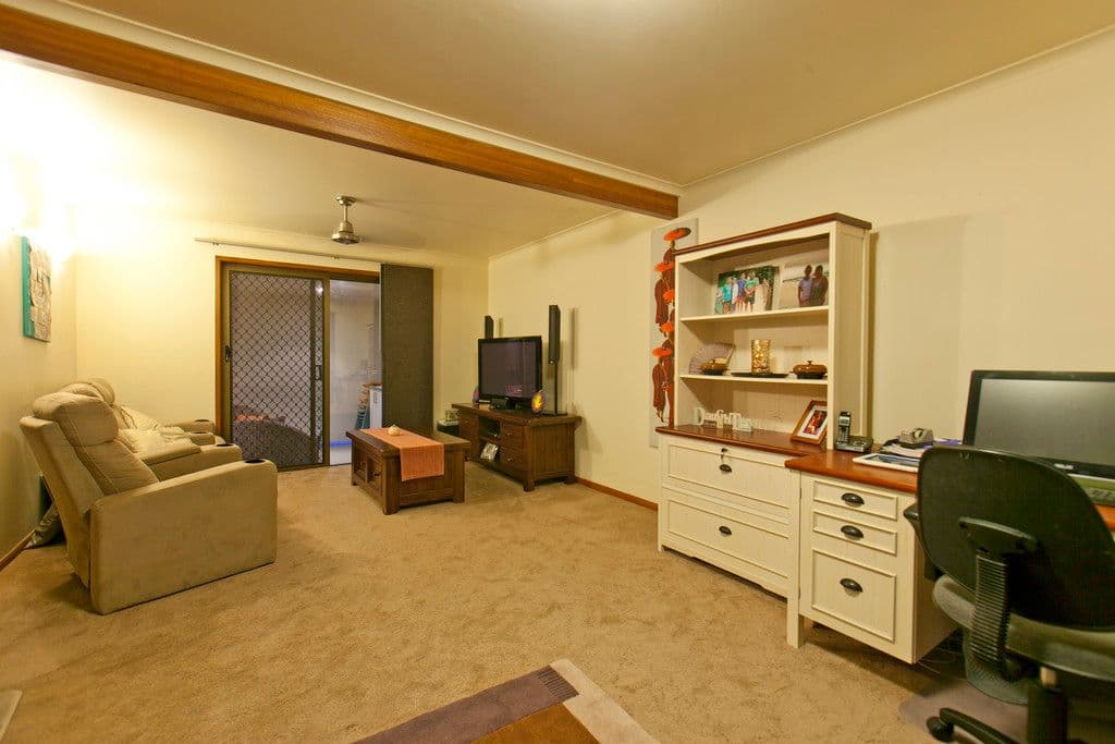 20 Mooroondu Road, THORNESIDE QLD 4158, Thorneside - Thumbnail 8