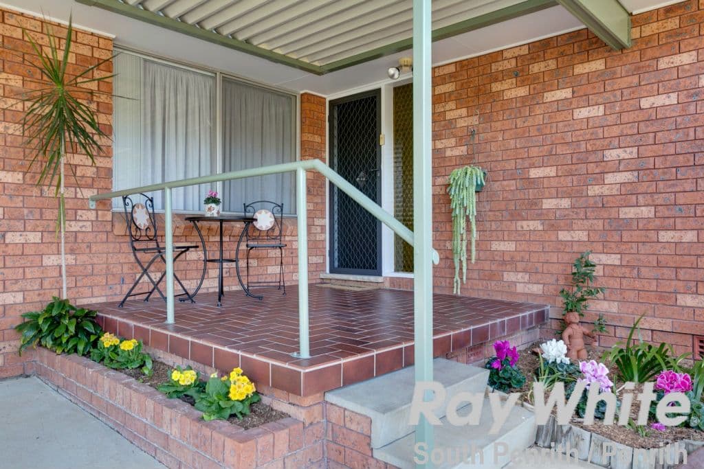 9 Kennedy Drive, South Penrith - Thumbnail 2