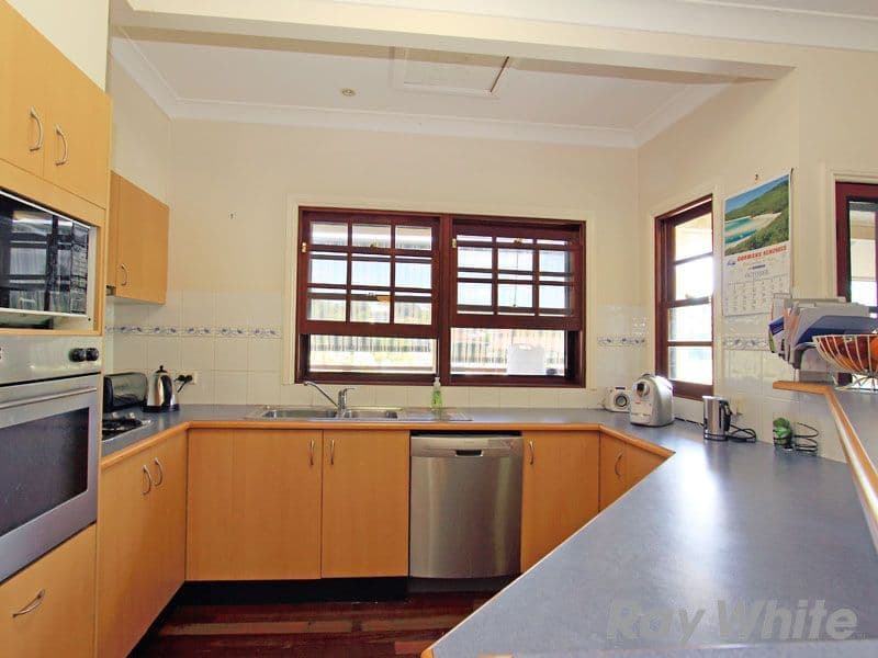 46 Evans Street, KEDRON QLD 4031, Kedron - Thumbnail 2