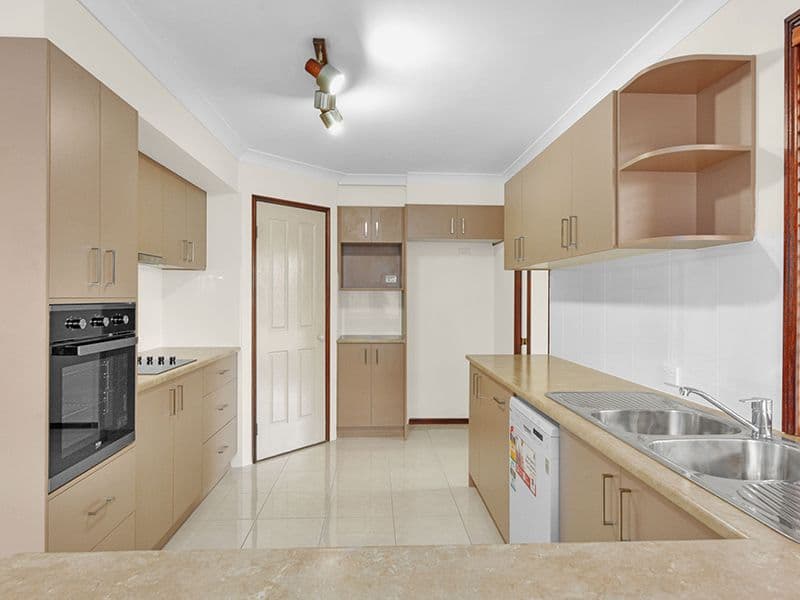 10 Whyalla Close, Bracken Ridge QLD 4017, Bracken Ridge - Thumbnail 3
