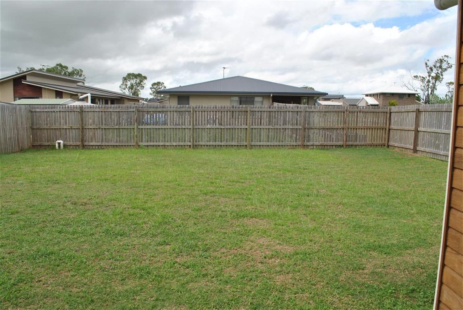 59 Middle Road, Gracemere QLD 4702, Gracemere - Thumbnail 3