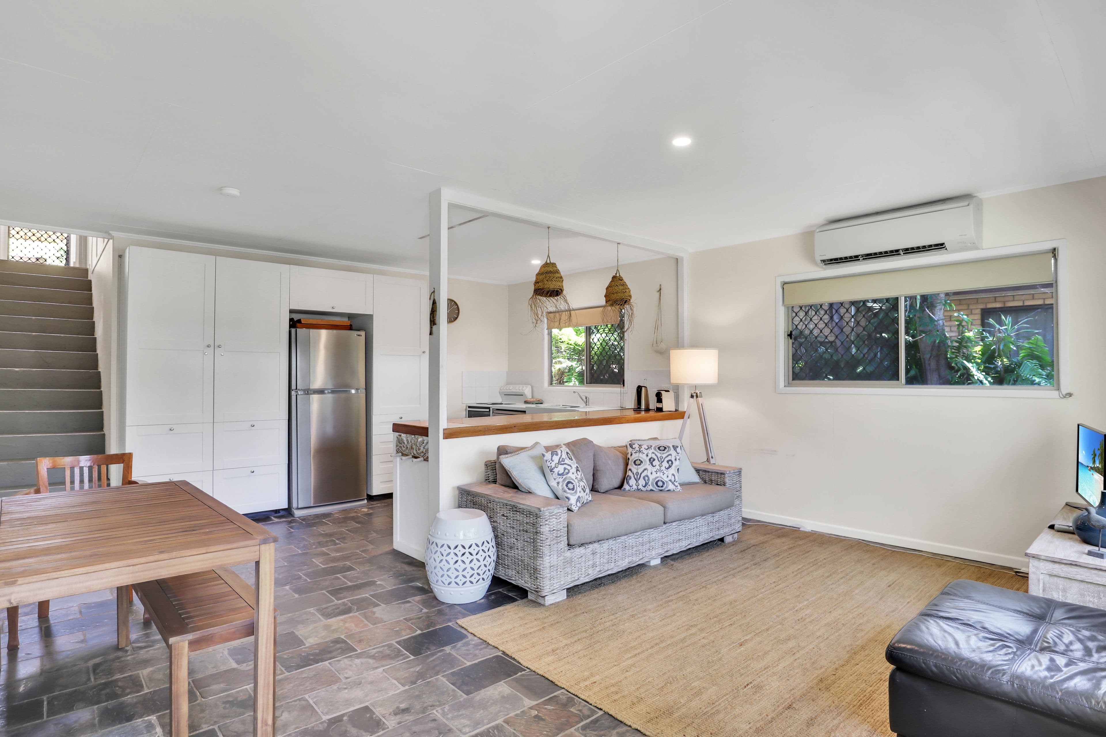 16 Bigoon Road, Point Lookout QLD 4183, Point Lookout - Thumbnail 4