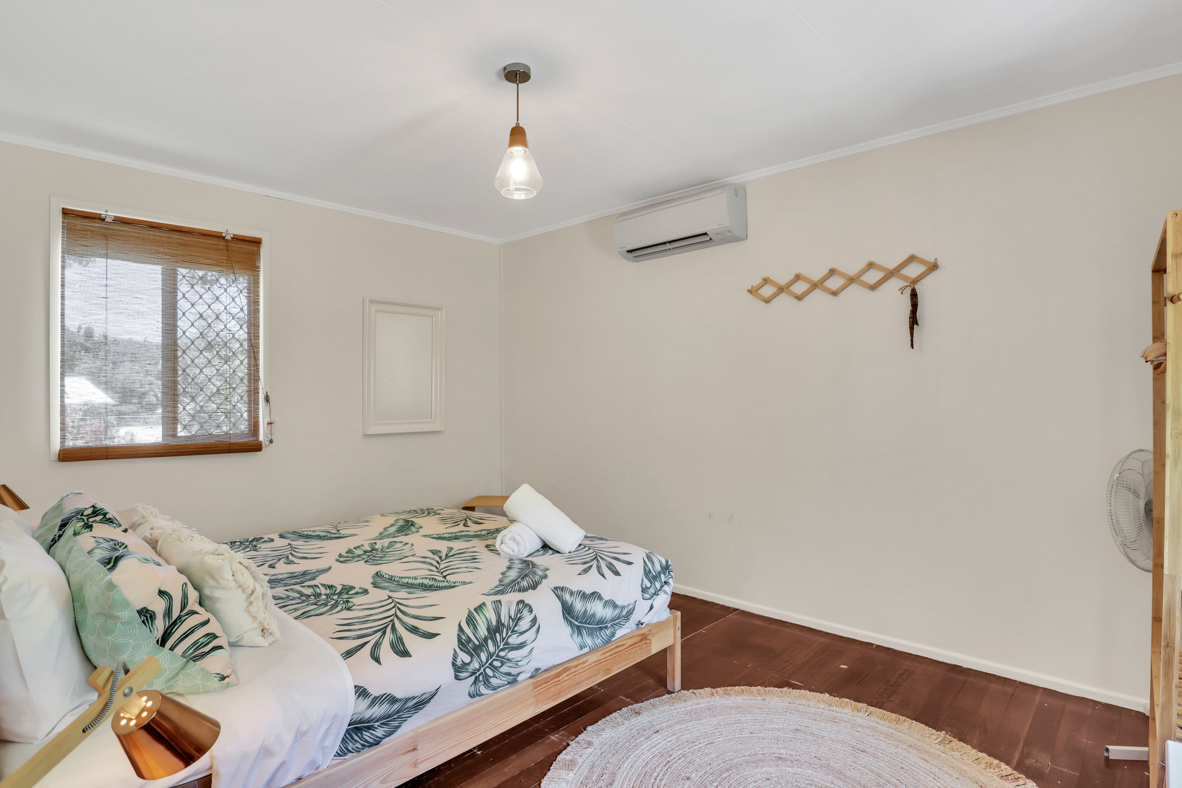 16 Bigoon Road, Point Lookout QLD 4183, Point Lookout - Thumbnail 5