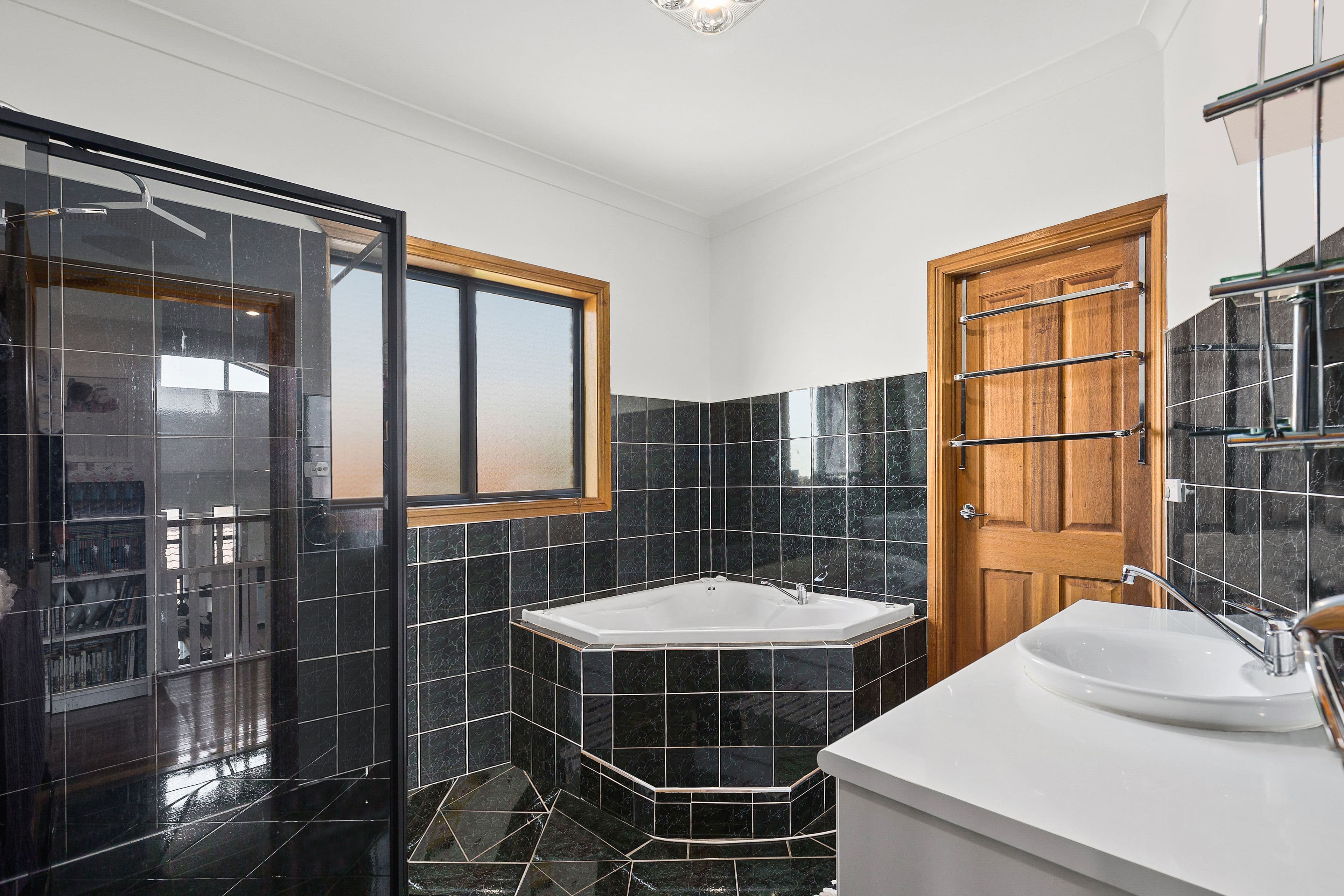 8 Ondine Avenue, Shell Cove NSW 2529, Shell Cove - Thumbnail 5