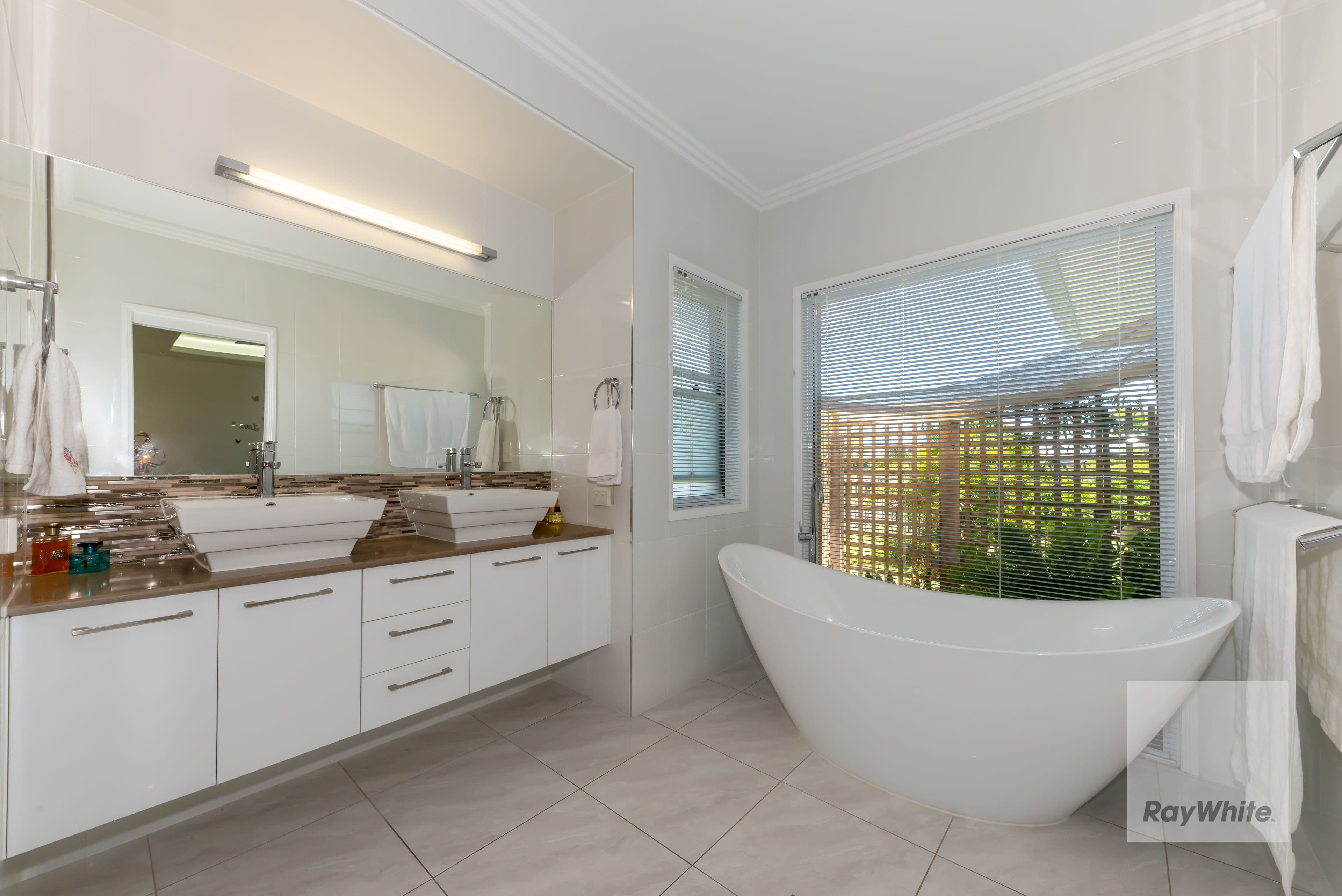 19 Beaufort Circuit, Banksia Beach QLD 4507, Banksia Beach - Thumbnail 6