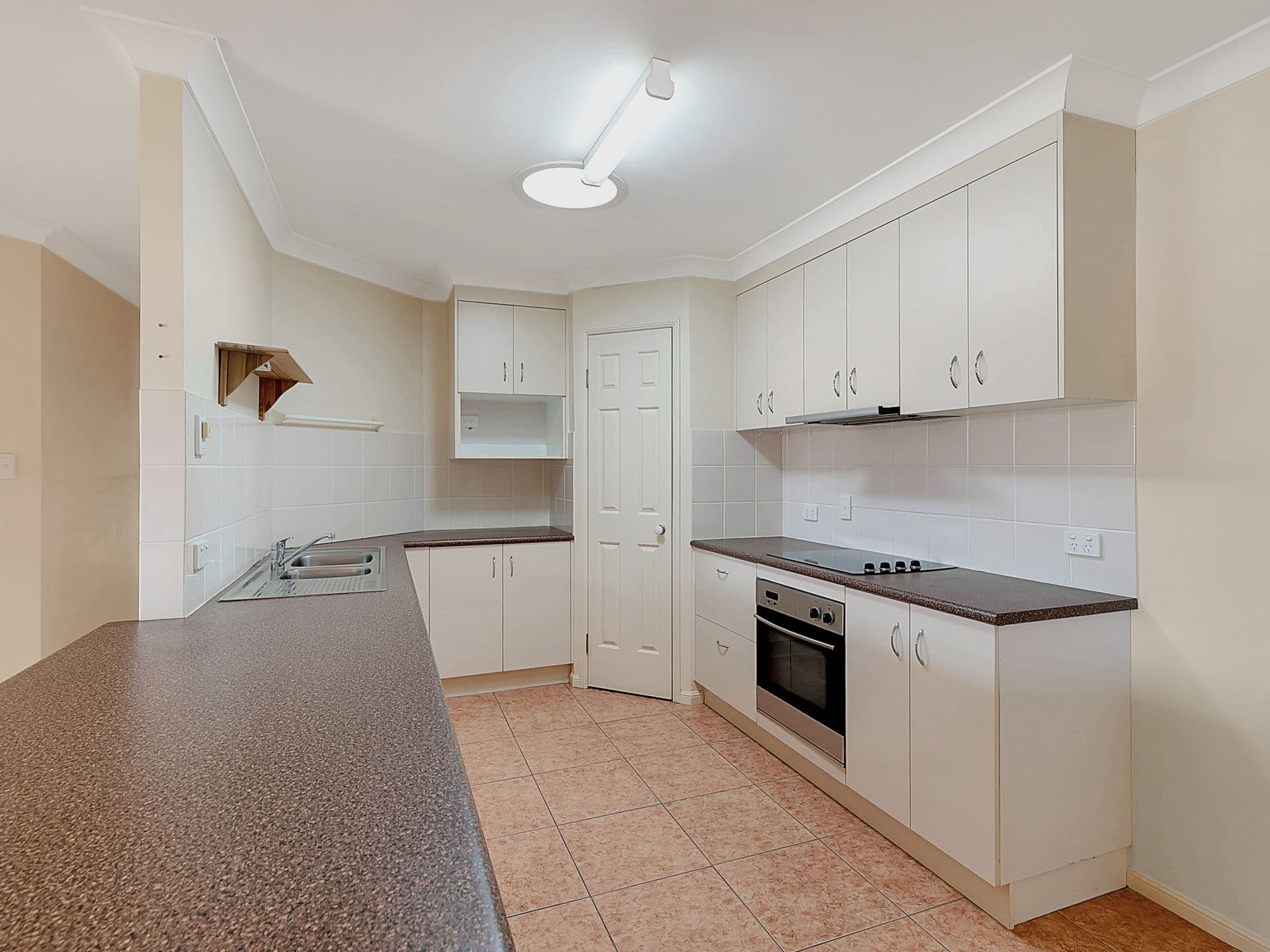 63 Carinyan Drive, Birkdale QLD 4159, Birkdale - Thumbnail 2