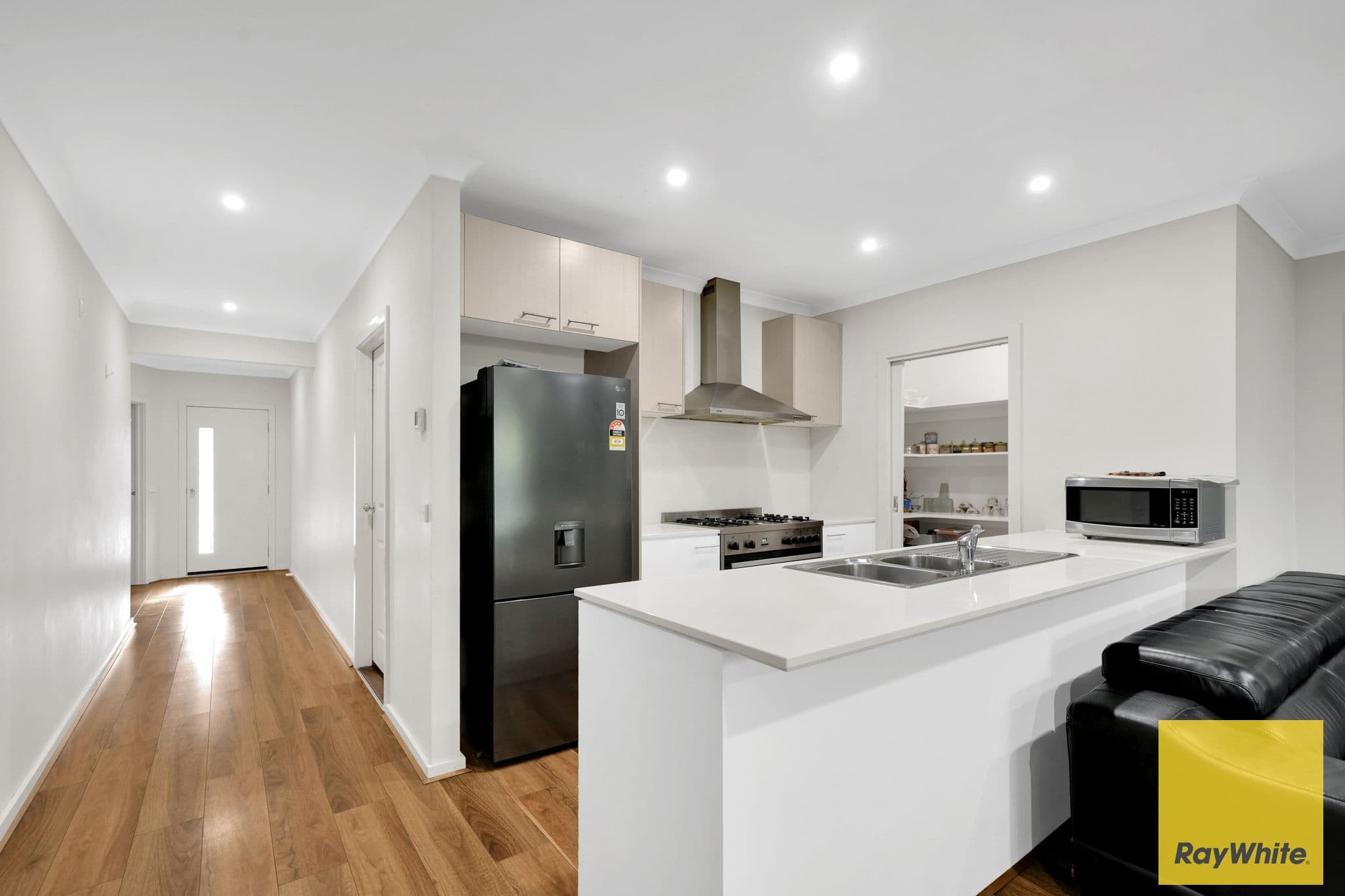 11 Lacebark Lane, AINTREE VIC 3336, Aintree - Thumbnail 3